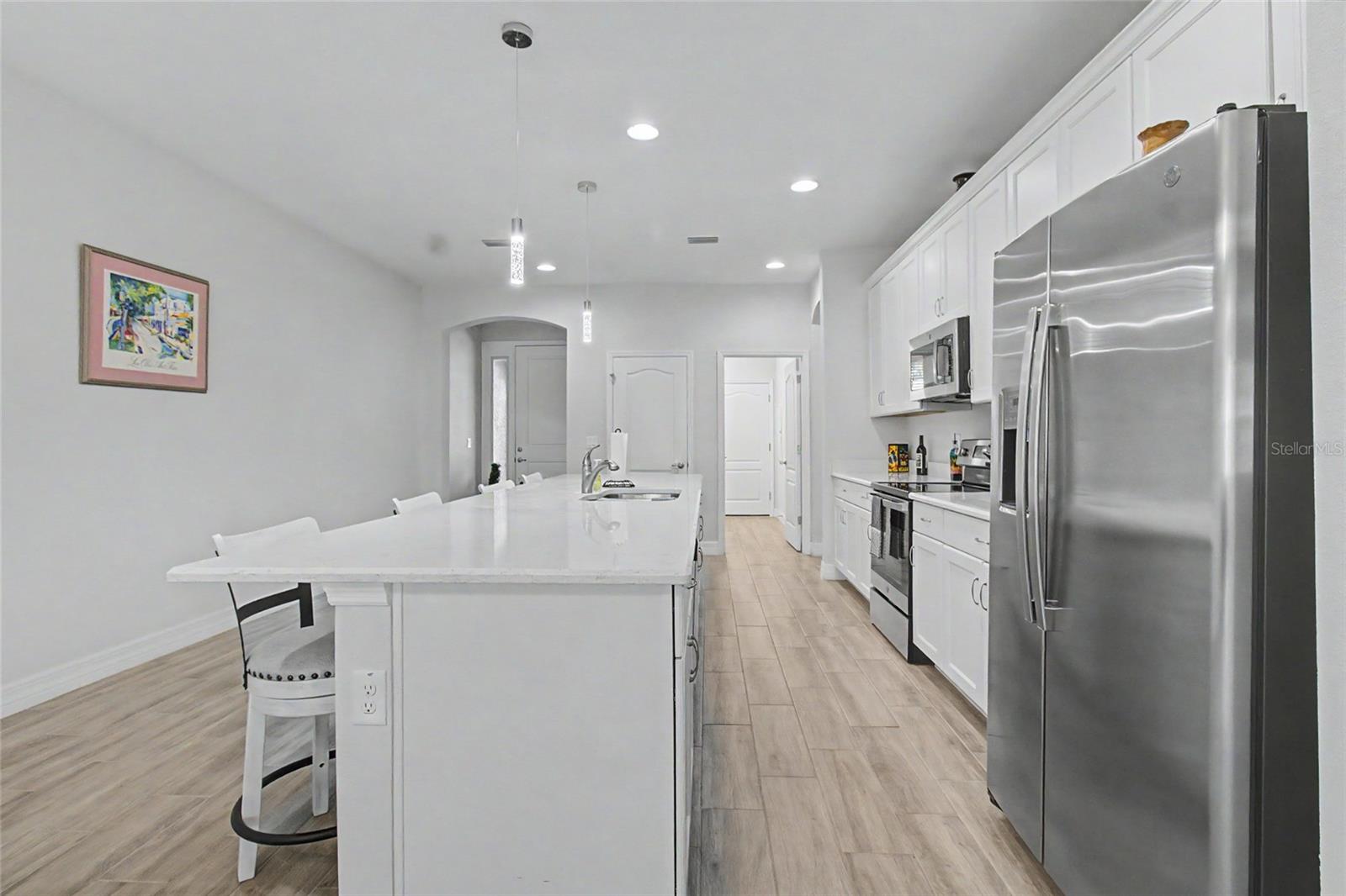 219 VILLA LUNA LN, LUTZ, FL, 33549