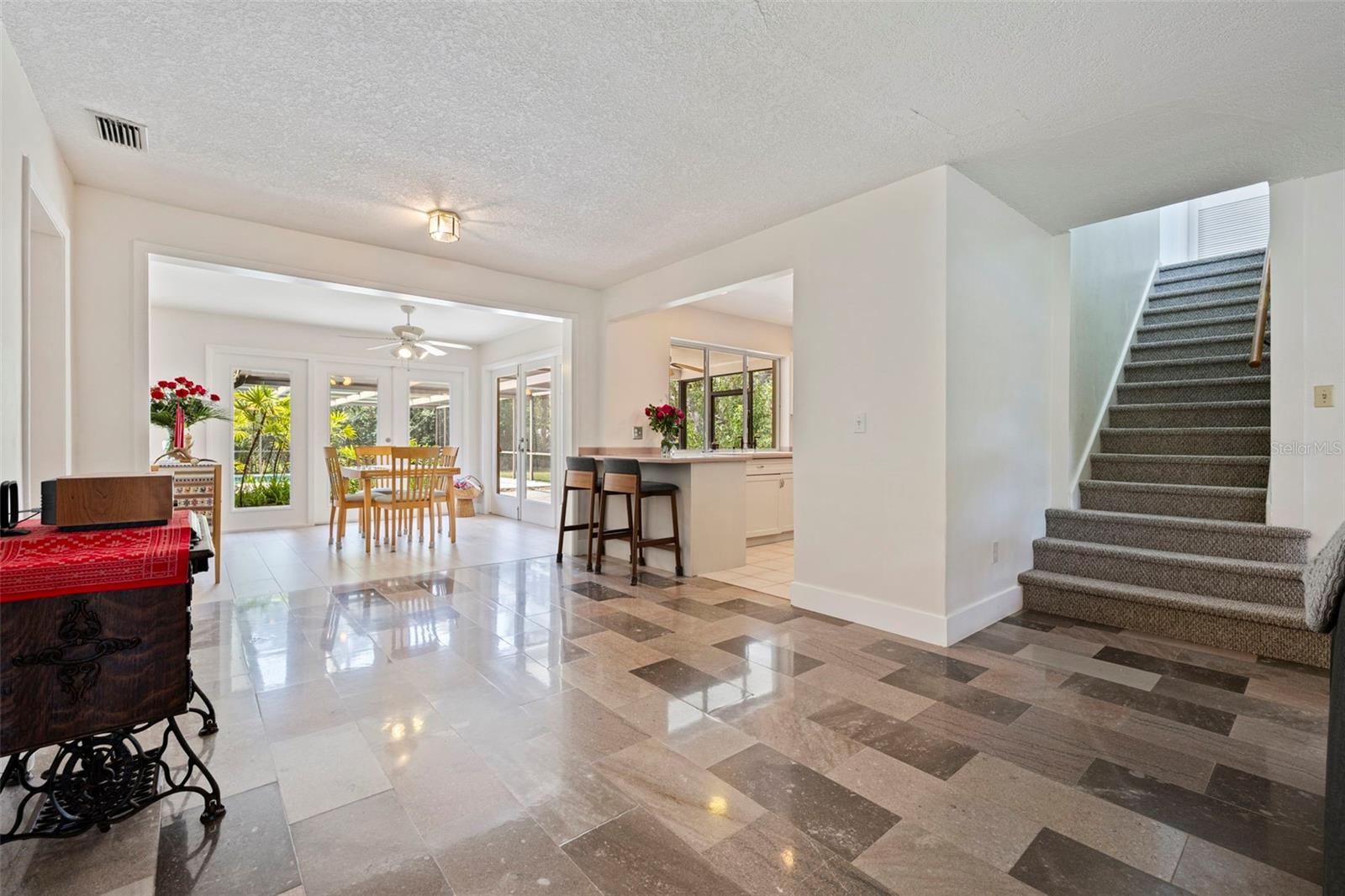 120 59TH AVE S, ST PETERSBURG, FL, 33705