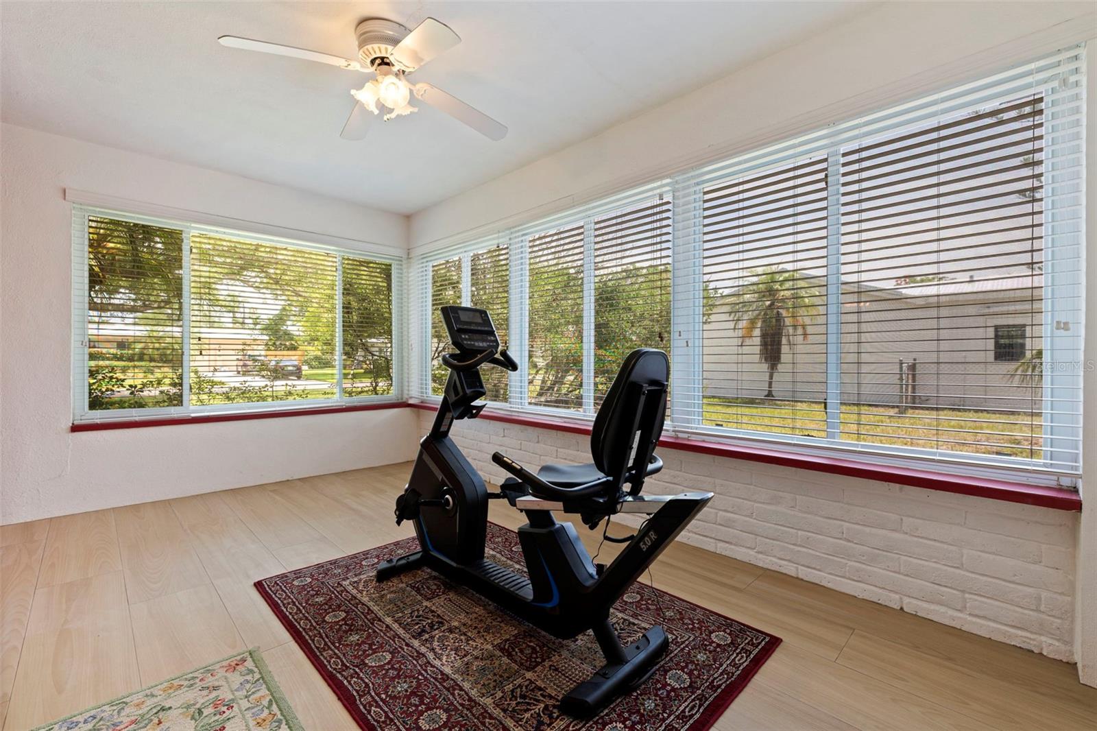120 59TH AVE S, ST PETERSBURG, FL, 33705
