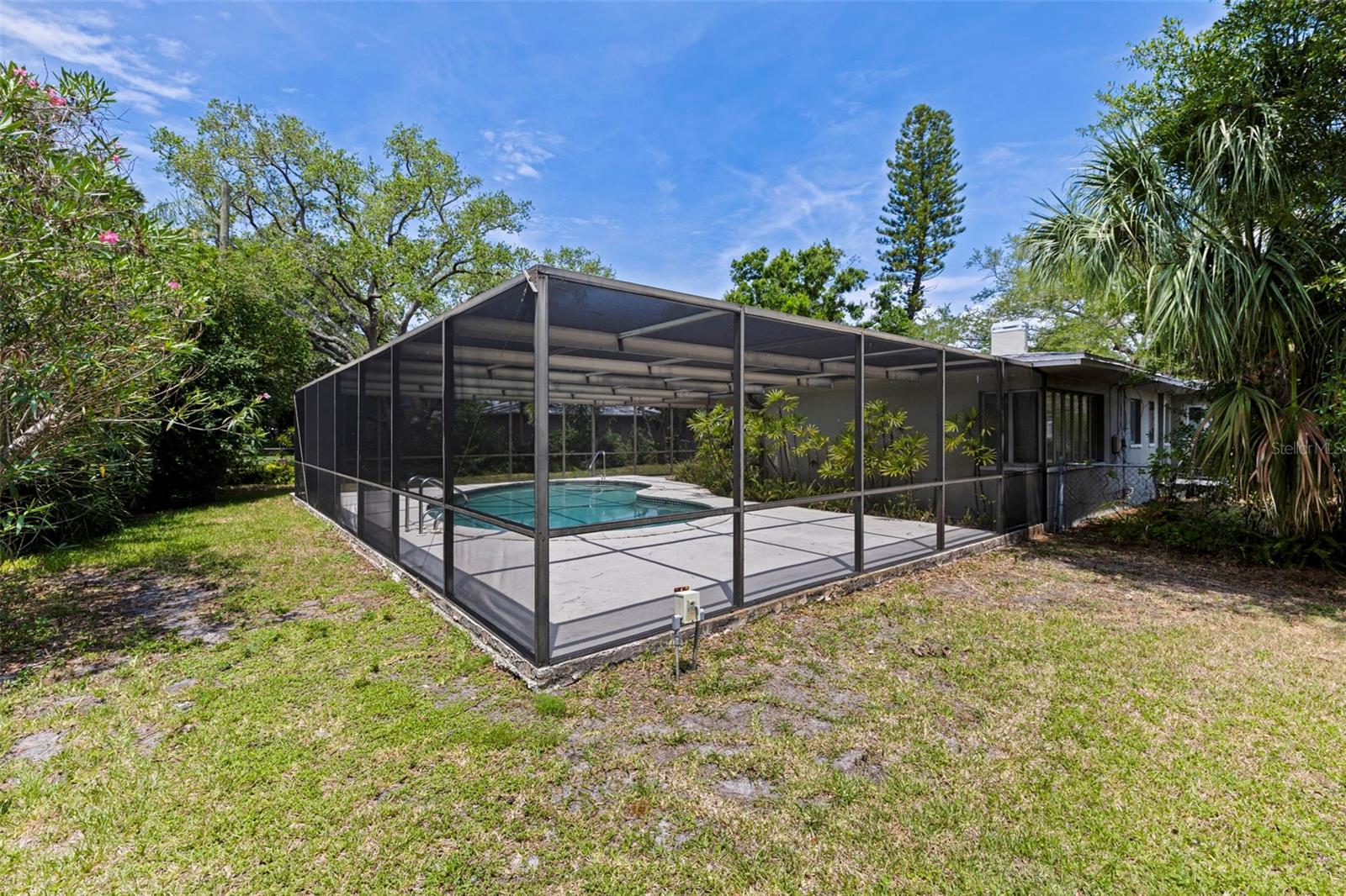 120 59TH AVE S, ST PETERSBURG, FL, 33705