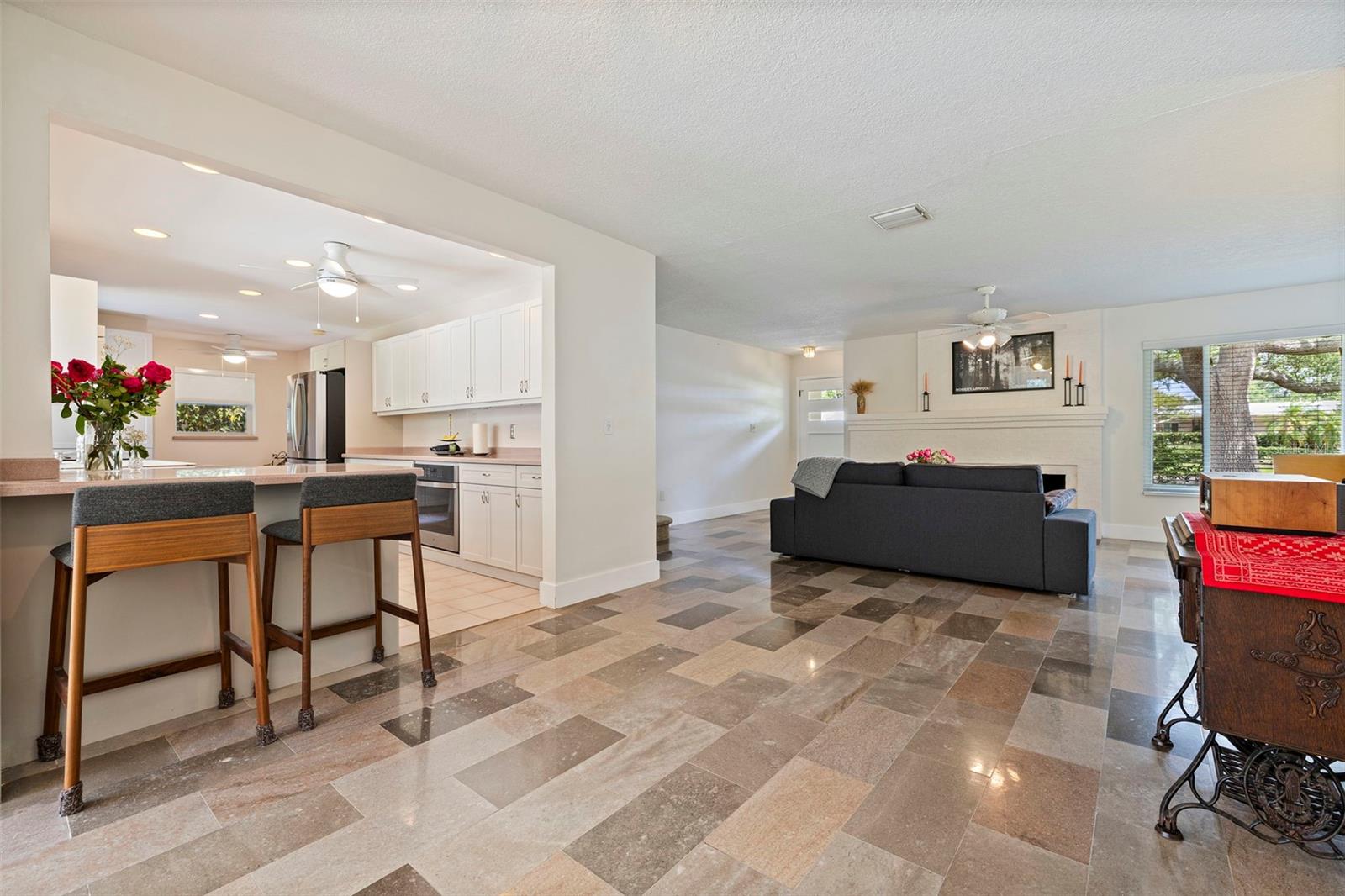 120 59TH AVE S, ST PETERSBURG, FL, 33705