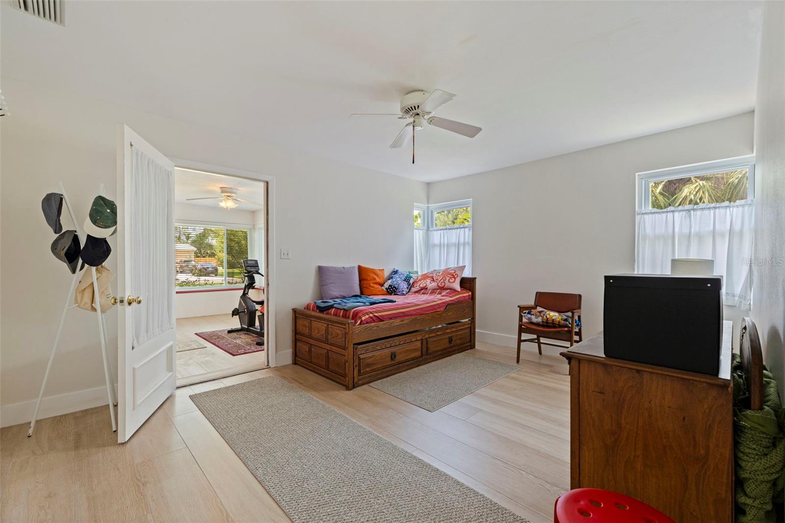 120 59TH AVE S, ST PETERSBURG, FL, 33705