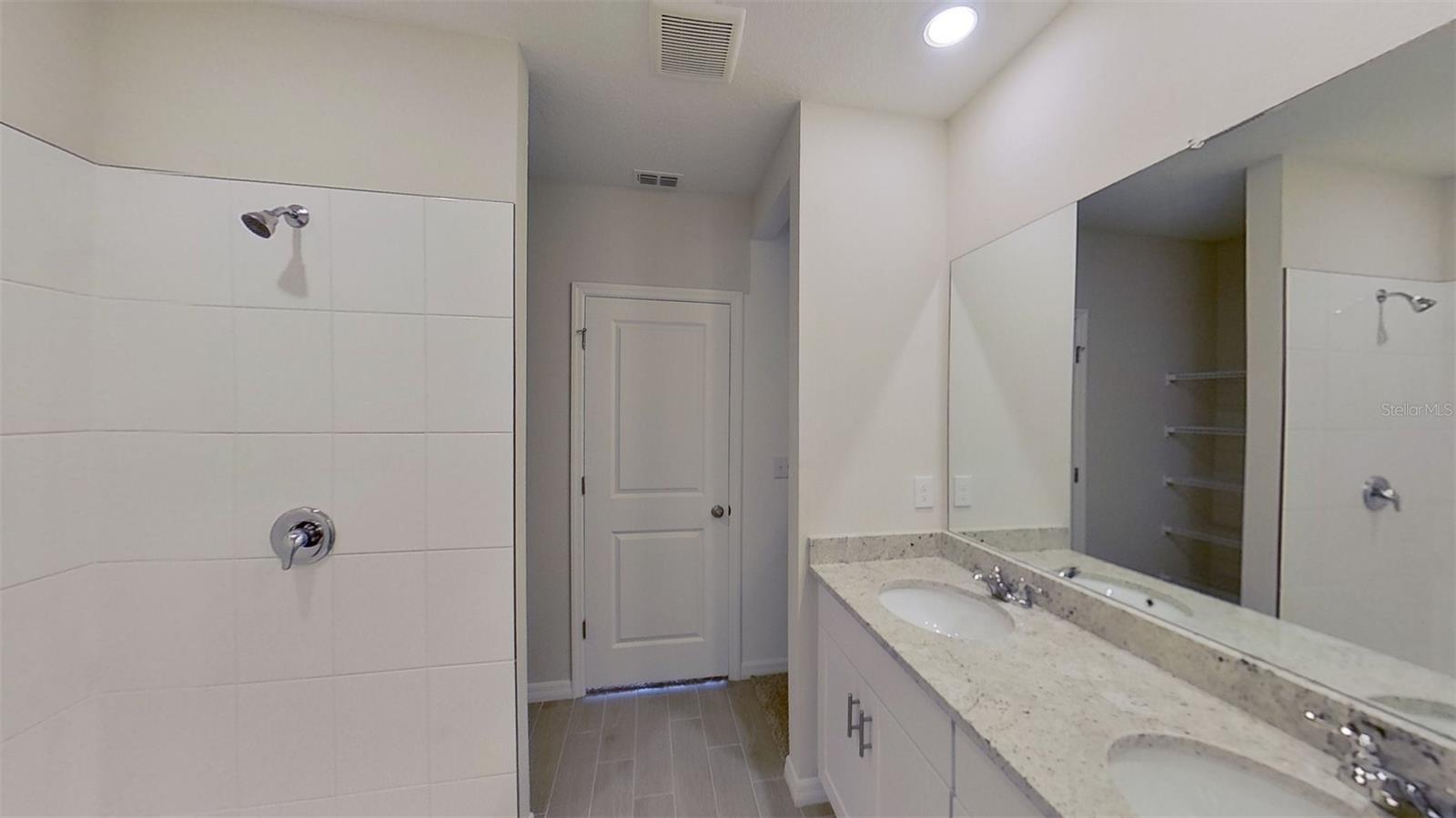140 HOLLY BANK AVE, NOKOMIS, FL, 34275