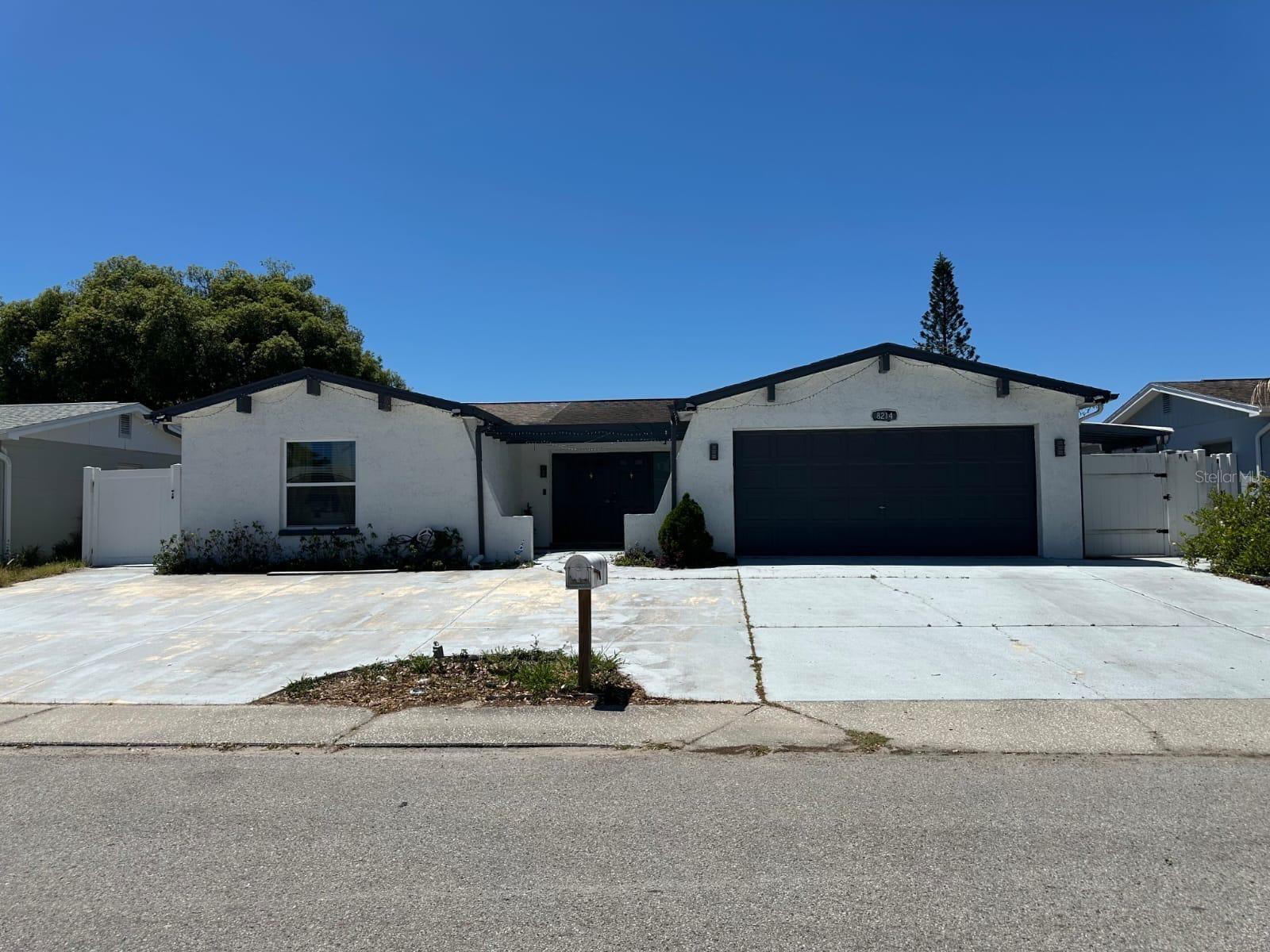 8214 HIXTON DR, PORT RICHEY, FL, 34668