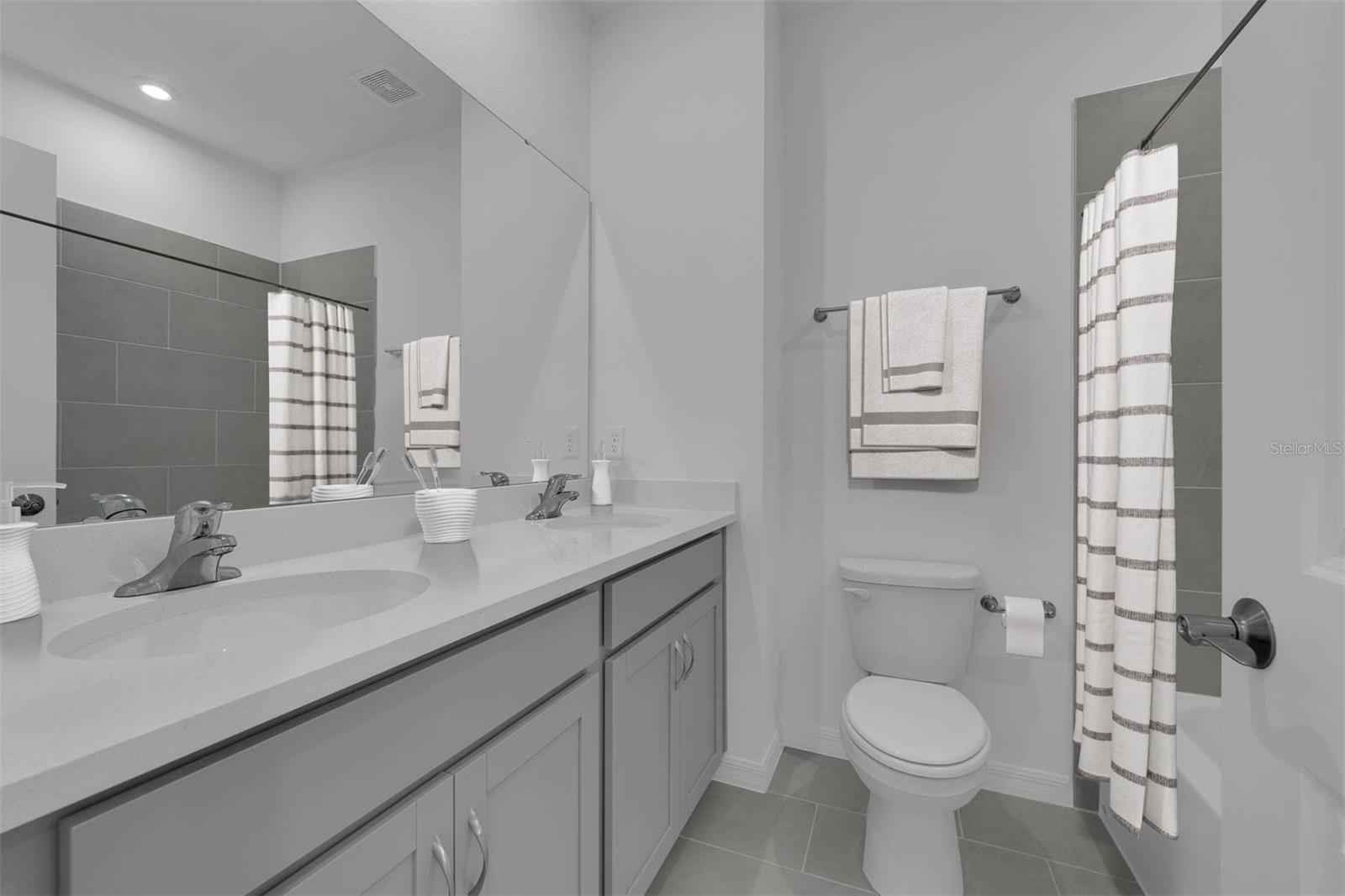 1812 SHADOW BOX BND, ST CLOUD, FL, 34771