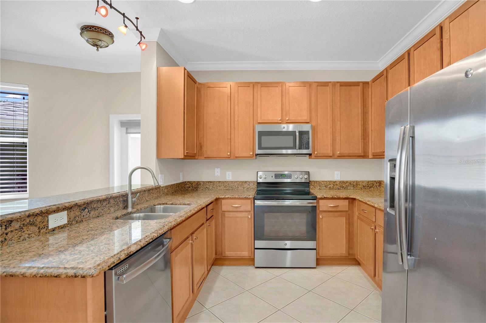2403 S SHINE AVE #B, ORLANDO, FL, 32806
