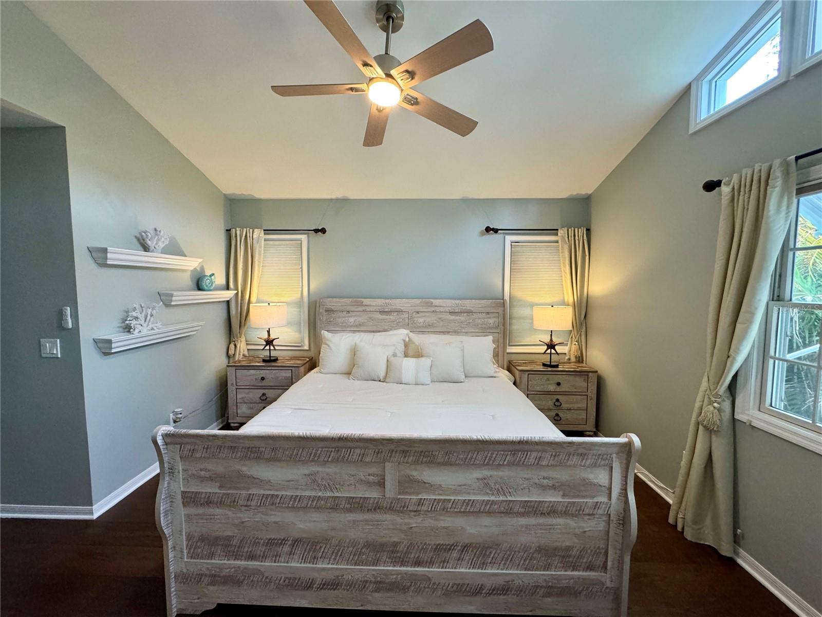109 N PENINSULA AVE, NEW SMYRNA BEACH, FL, 32169