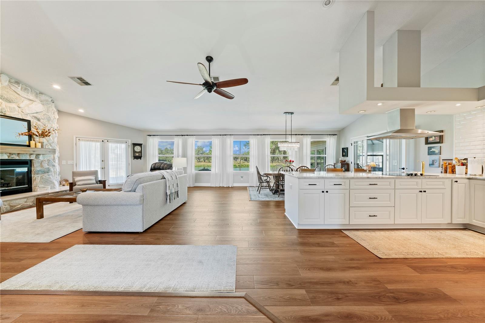 6219 HUNTINGTON DR, ZEPHYRHILLS, FL, 33542