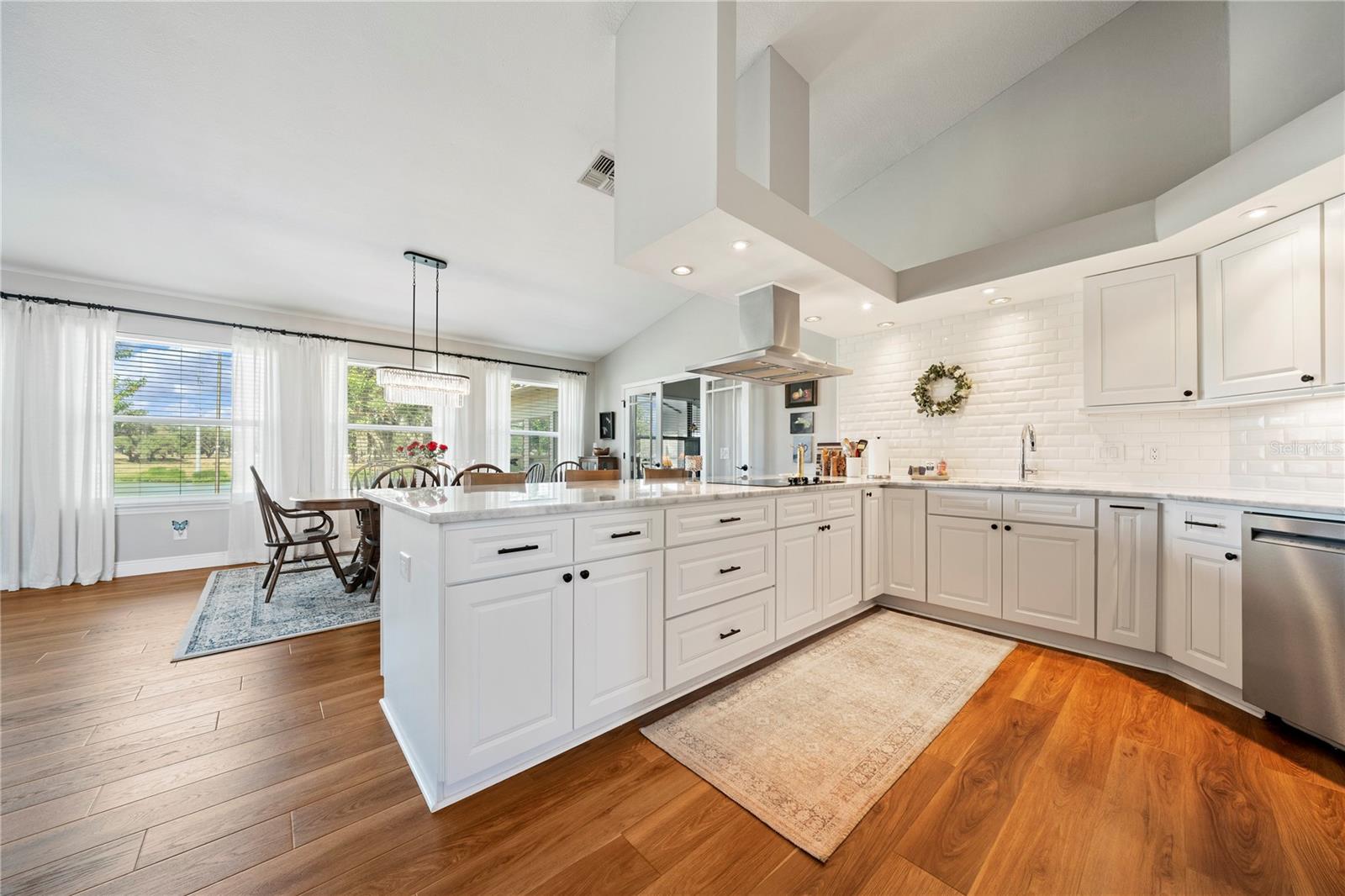 6219 HUNTINGTON DR, ZEPHYRHILLS, FL, 33542