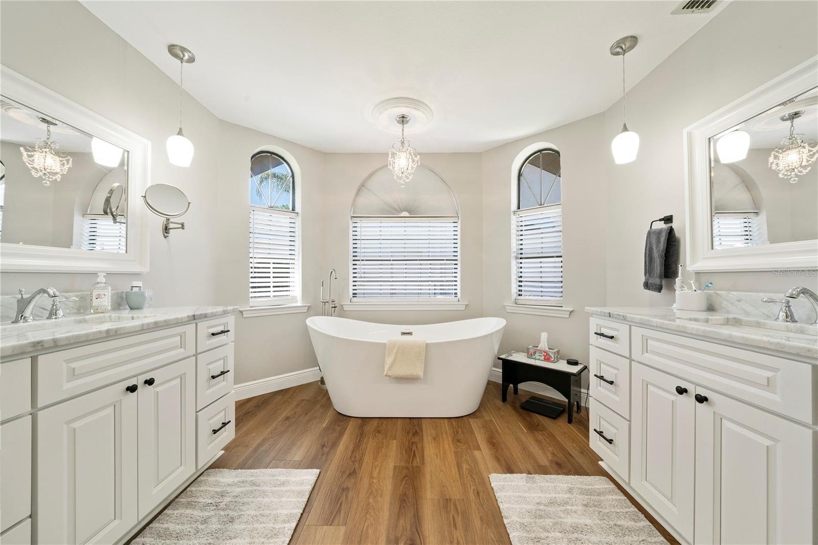 6219 HUNTINGTON DR, ZEPHYRHILLS, FL, 33542