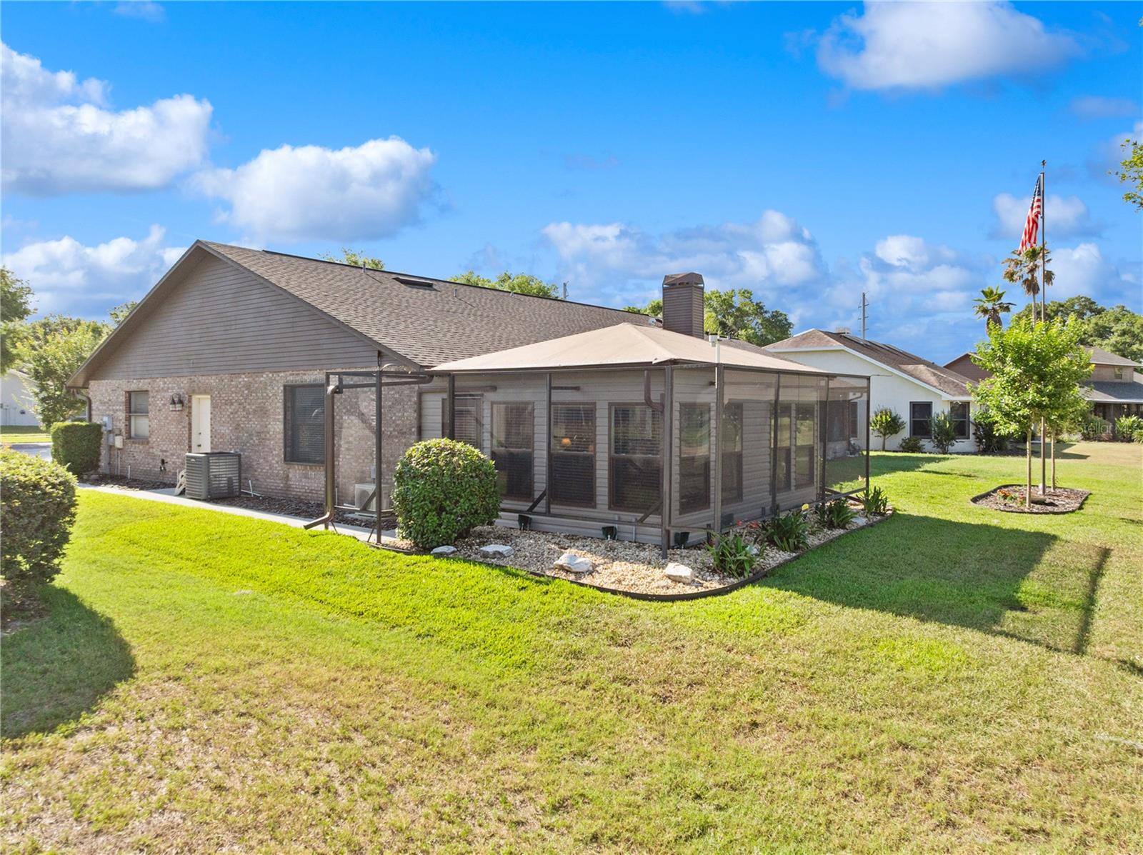 6219 HUNTINGTON DR, ZEPHYRHILLS, FL, 33542