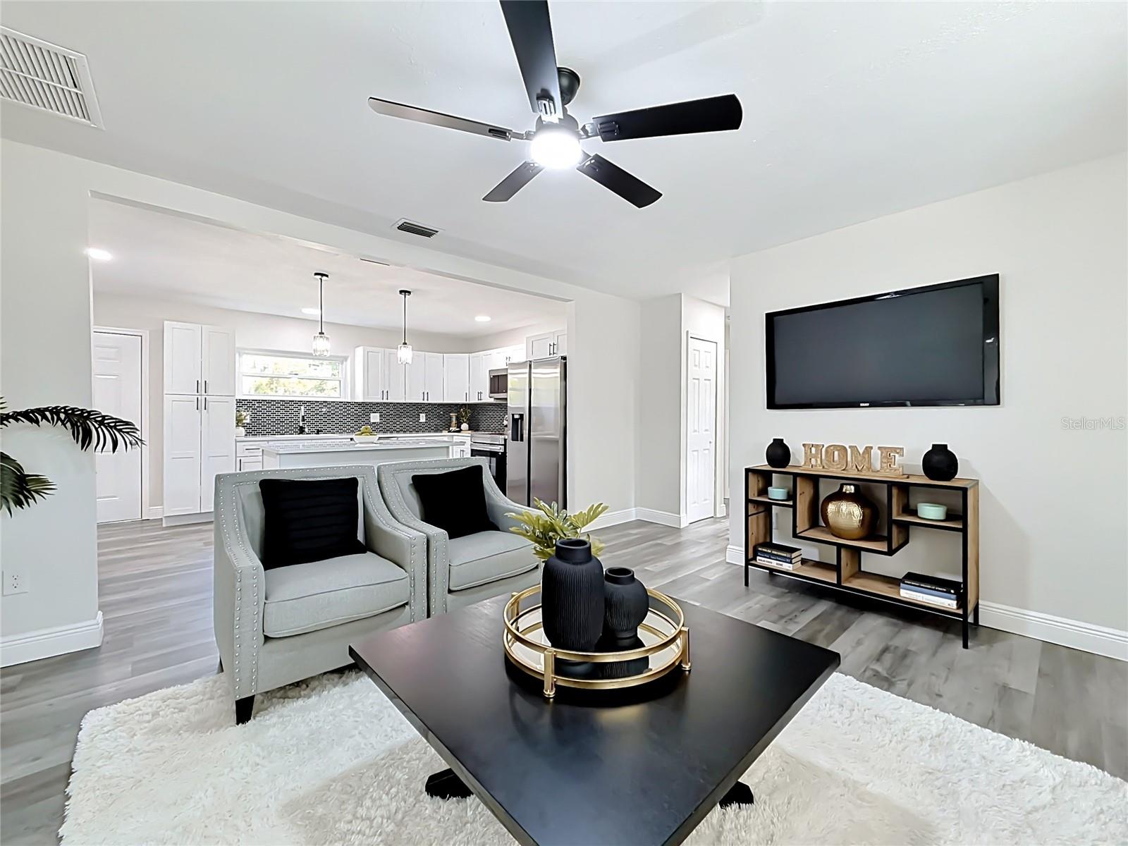 38611 MARSHALL ST, UMATILLA, FL, 32784