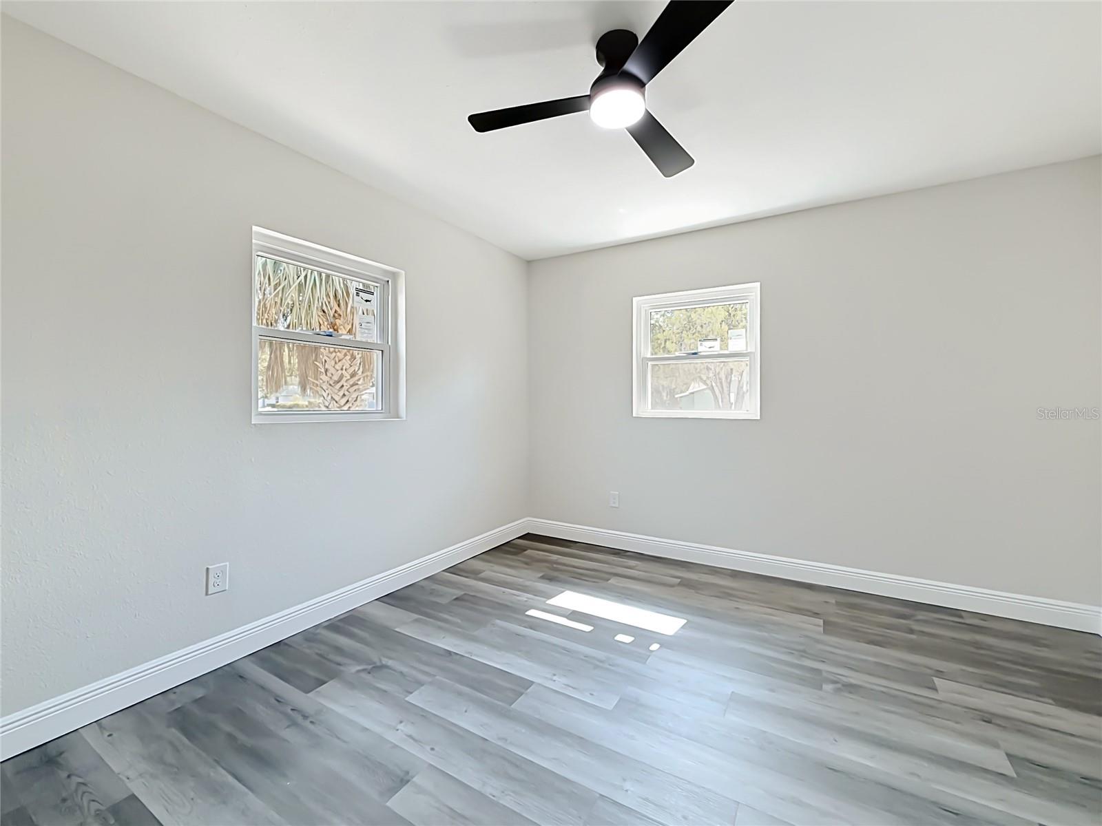 38611 MARSHALL ST, UMATILLA, FL, 32784