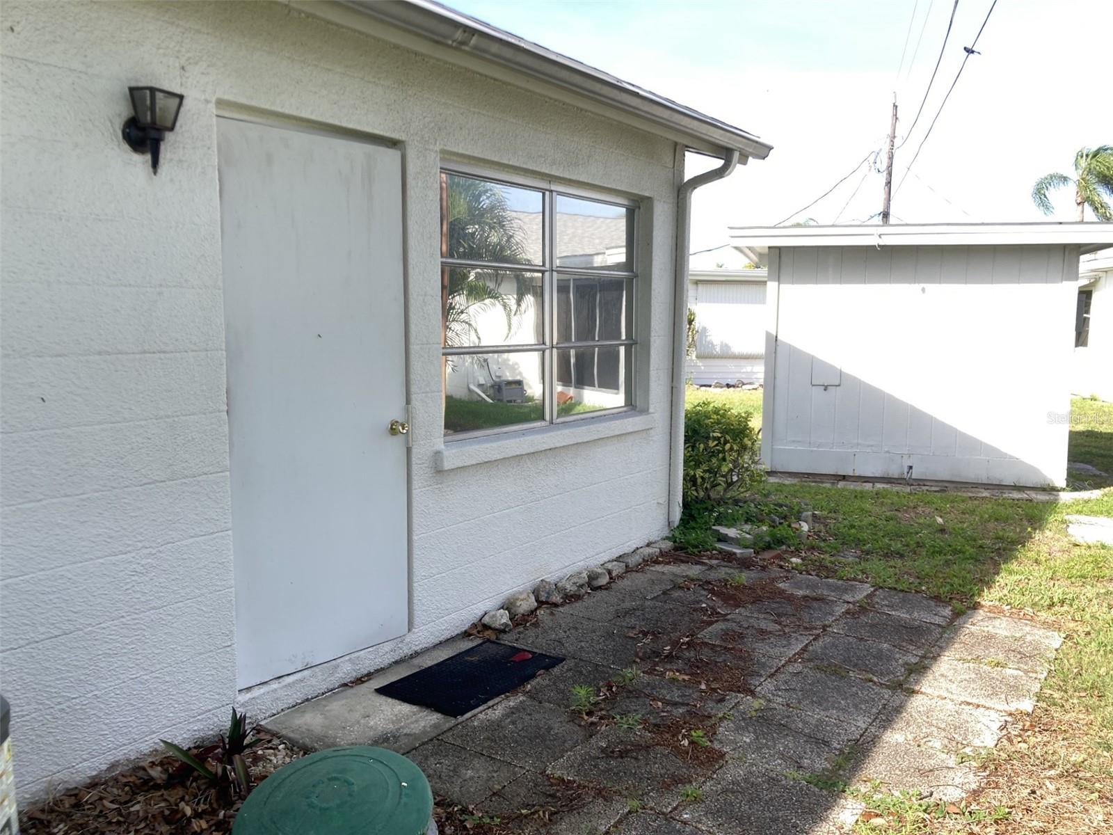 6110 CORAL WAY, BRADENTON, FL, 34207