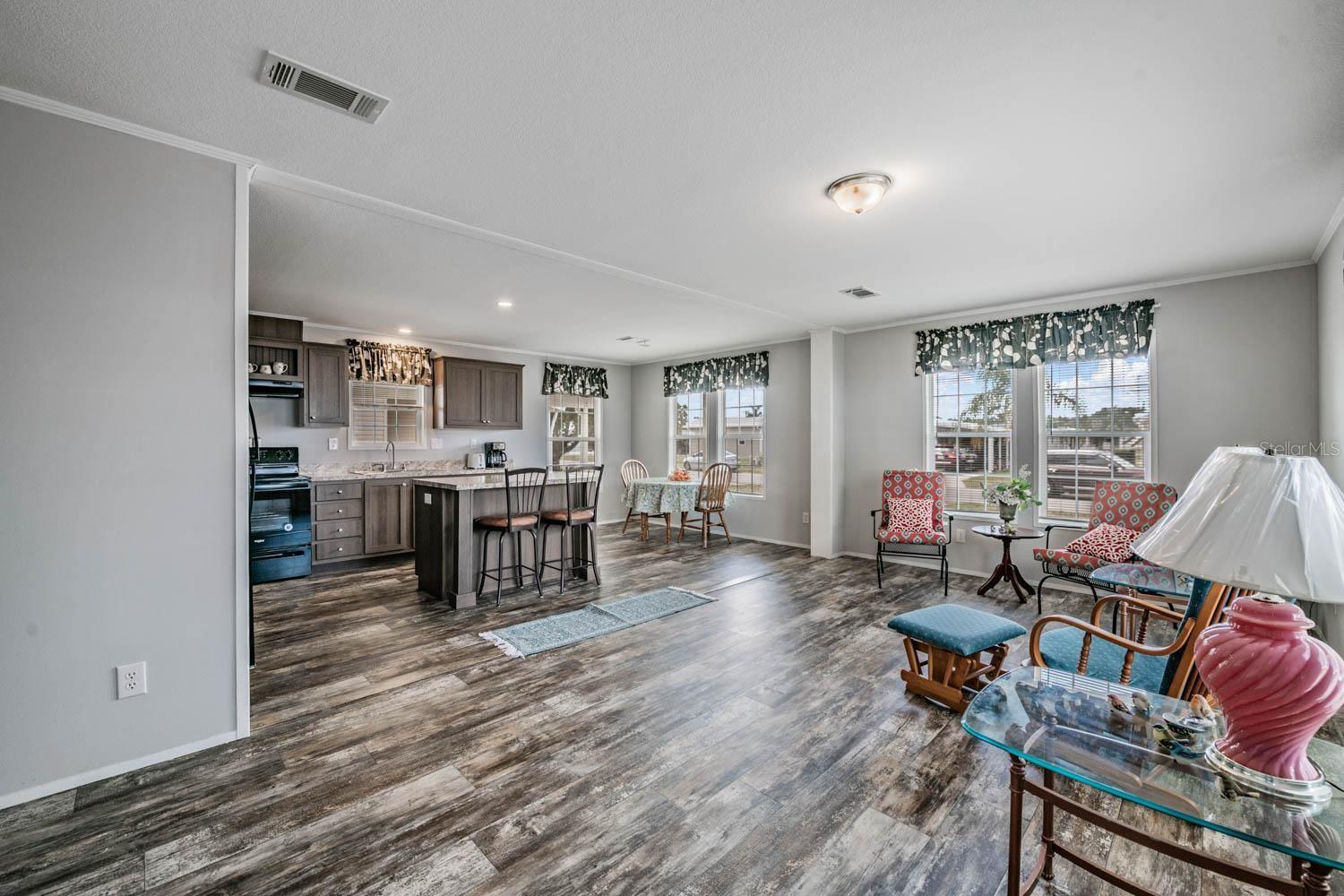 36747 LAKEWOOD DR, ZEPHYRHILLS, FL, 33542
