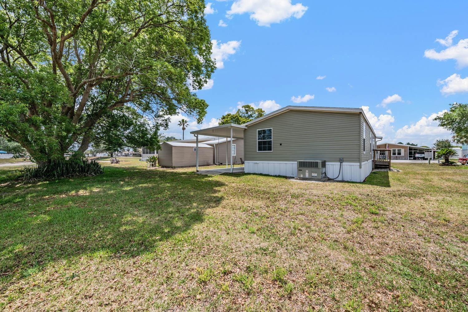 36747 LAKEWOOD DR, ZEPHYRHILLS, FL, 33542