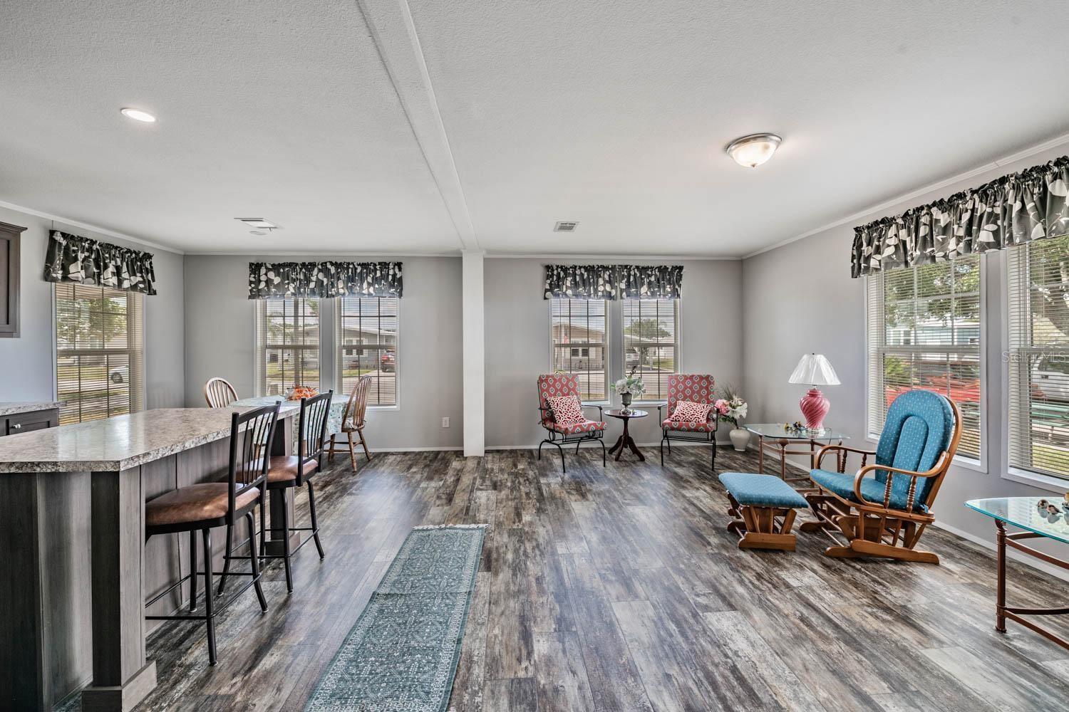 36747 LAKEWOOD DR, ZEPHYRHILLS, FL, 33542
