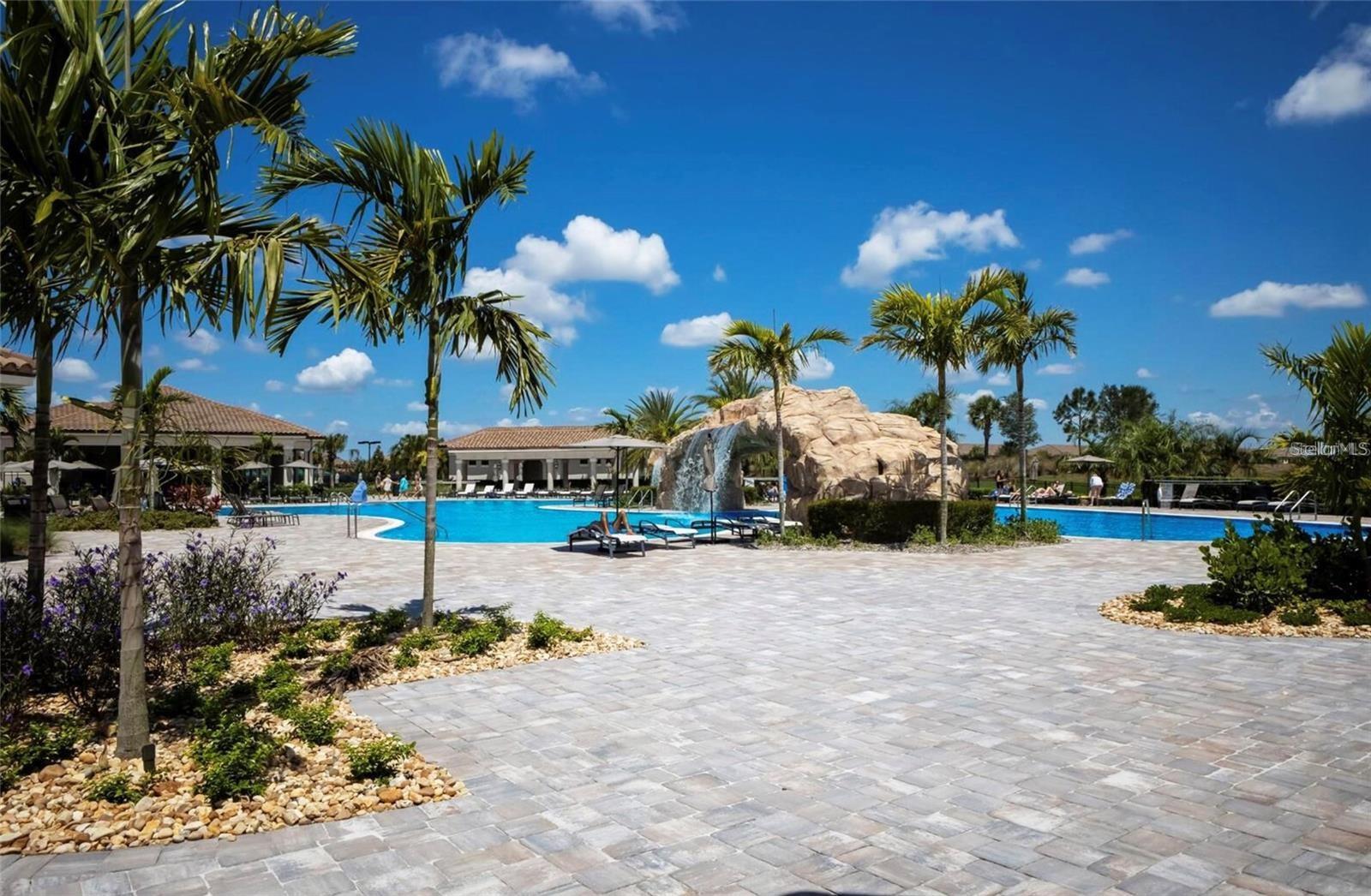 17704 GAWTHROP DR #201, BRADENTON, FL, 34211