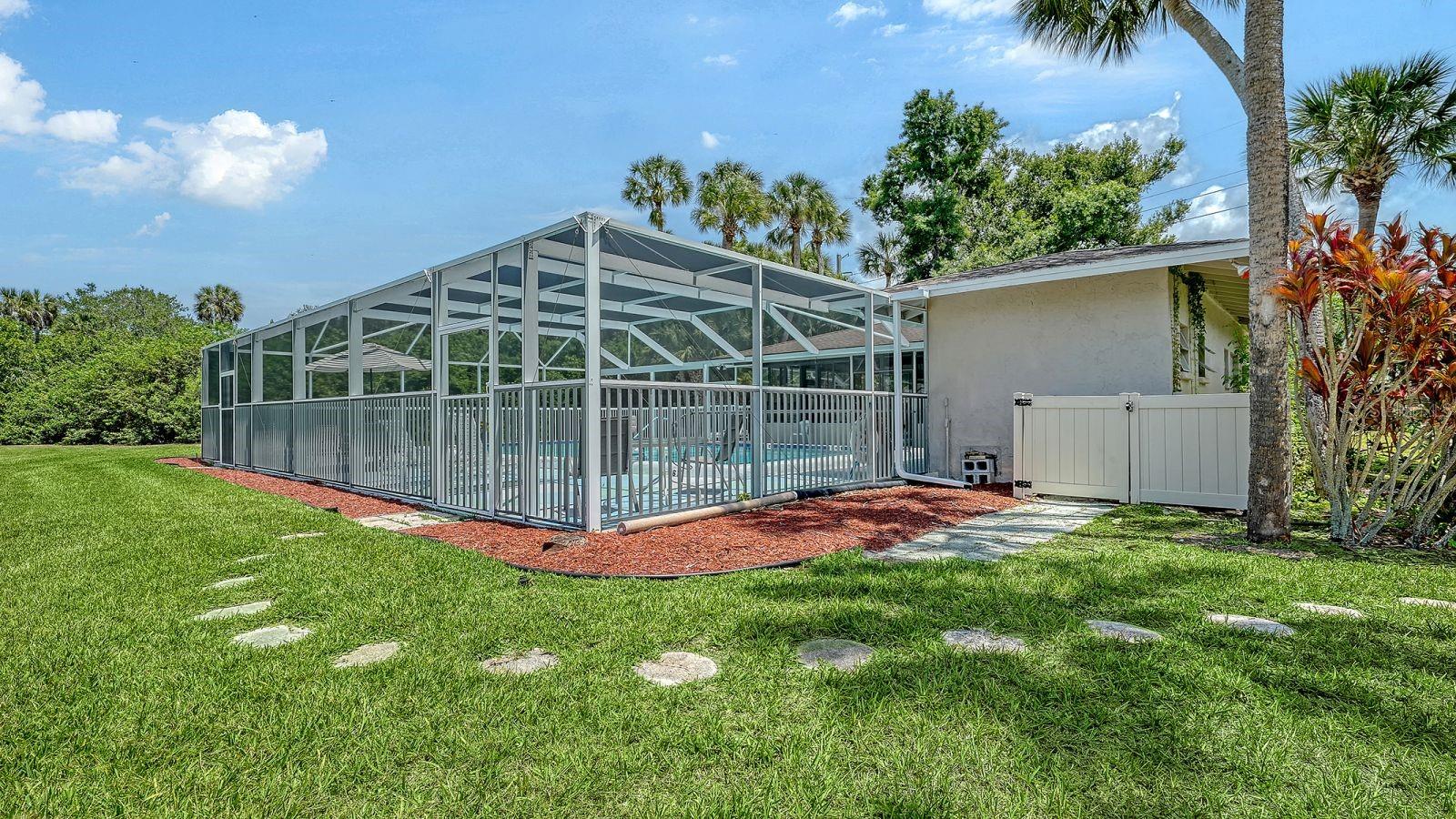 2902 CAPTIVA GARDENS DR #3, SARASOTA, FL, 34231