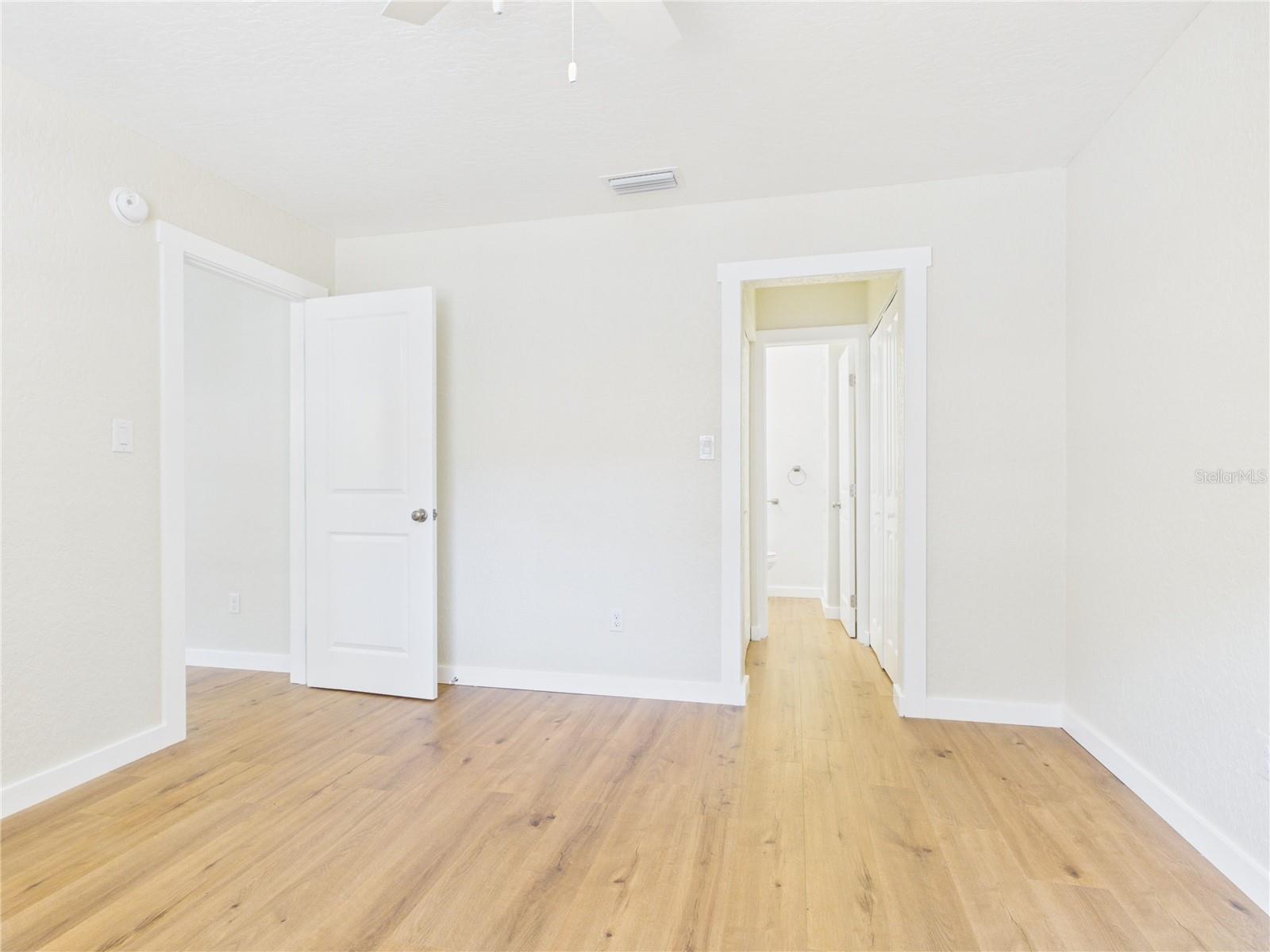 14717 SUNSET ST, CLEARWATER, FL, 33760