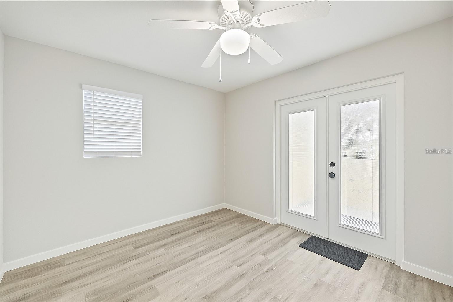 3281 8TH ST, SARASOTA, FL, 34237
