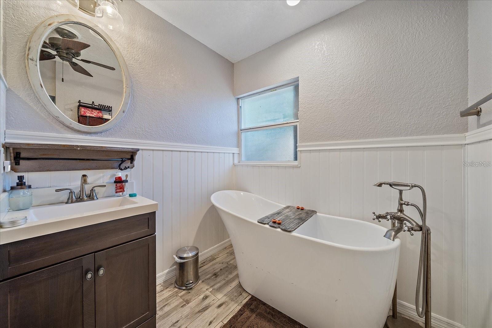 3281 8TH ST, SARASOTA, FL, 34237