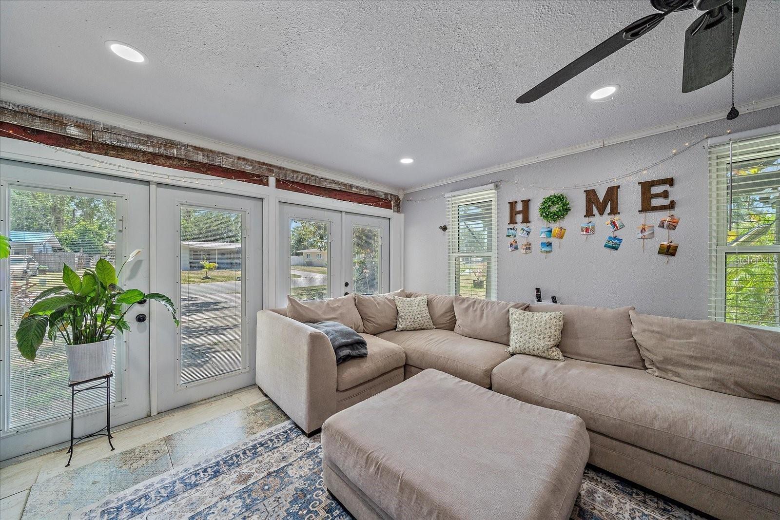 3281 8TH ST, SARASOTA, FL, 34237