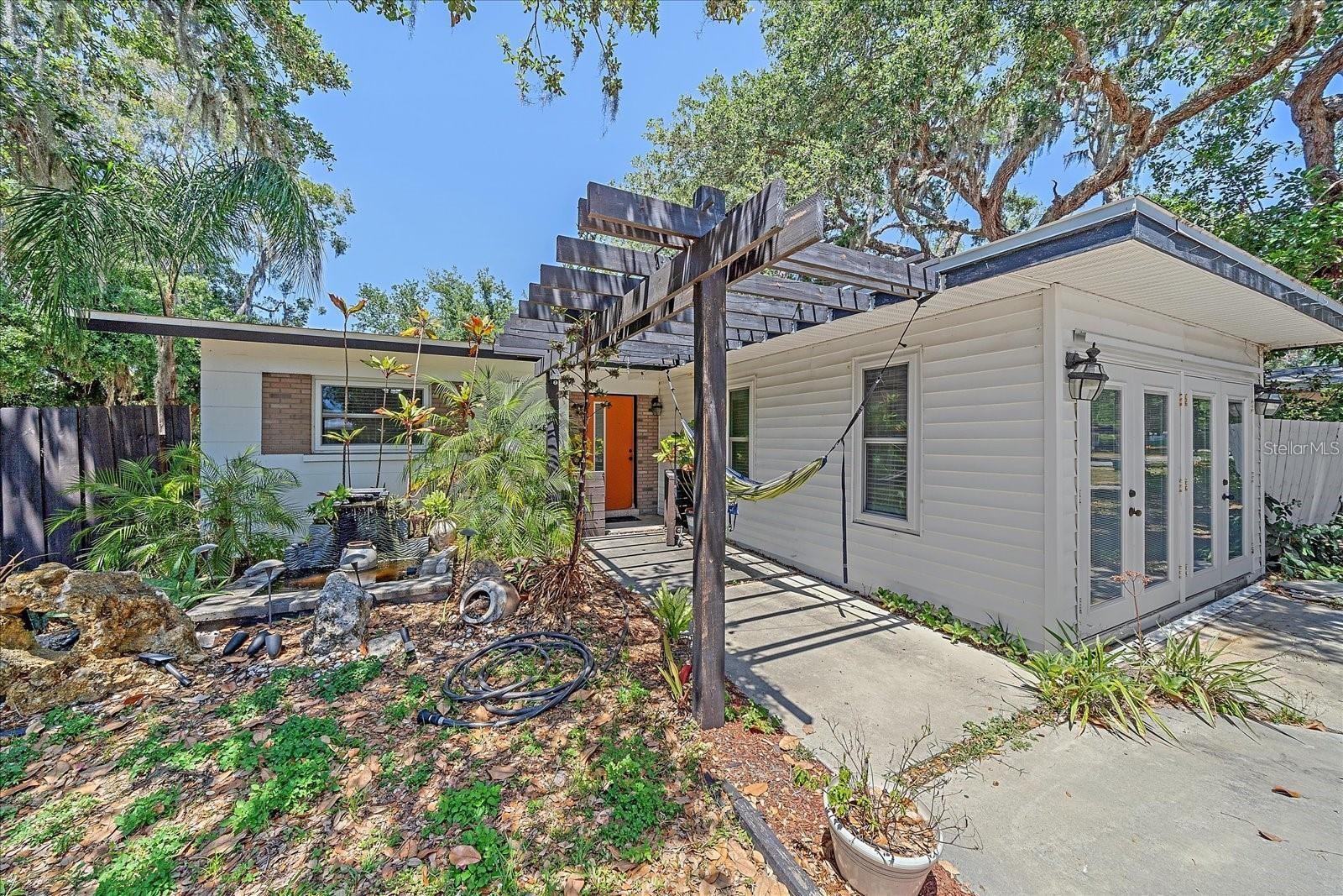 3281 8TH ST, SARASOTA, FL, 34237