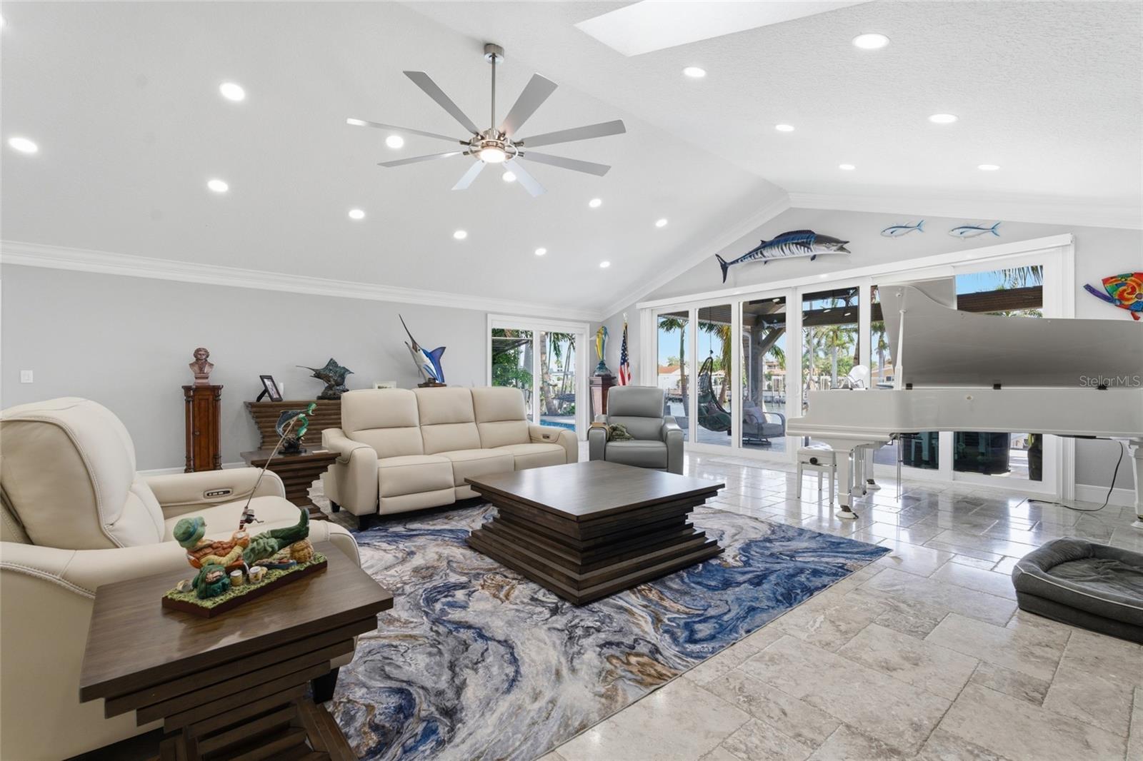 3874 48TH AVE S, ST PETERSBURG, FL, 33711