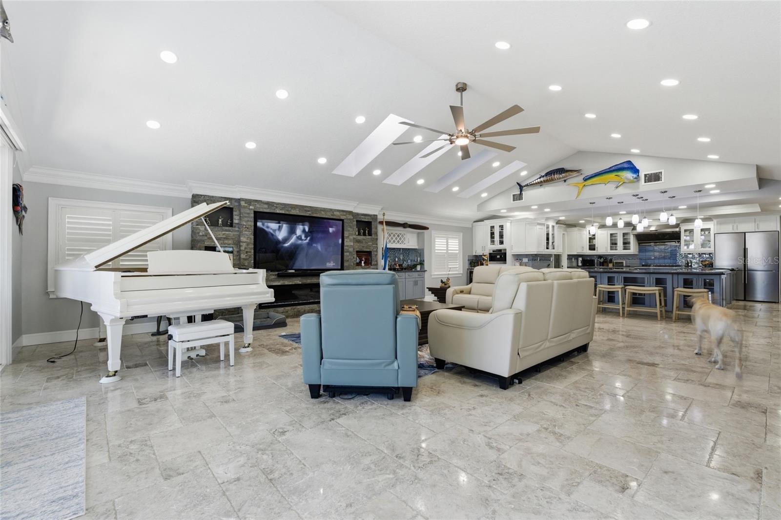 3874 48TH AVE S, ST PETERSBURG, FL, 33711