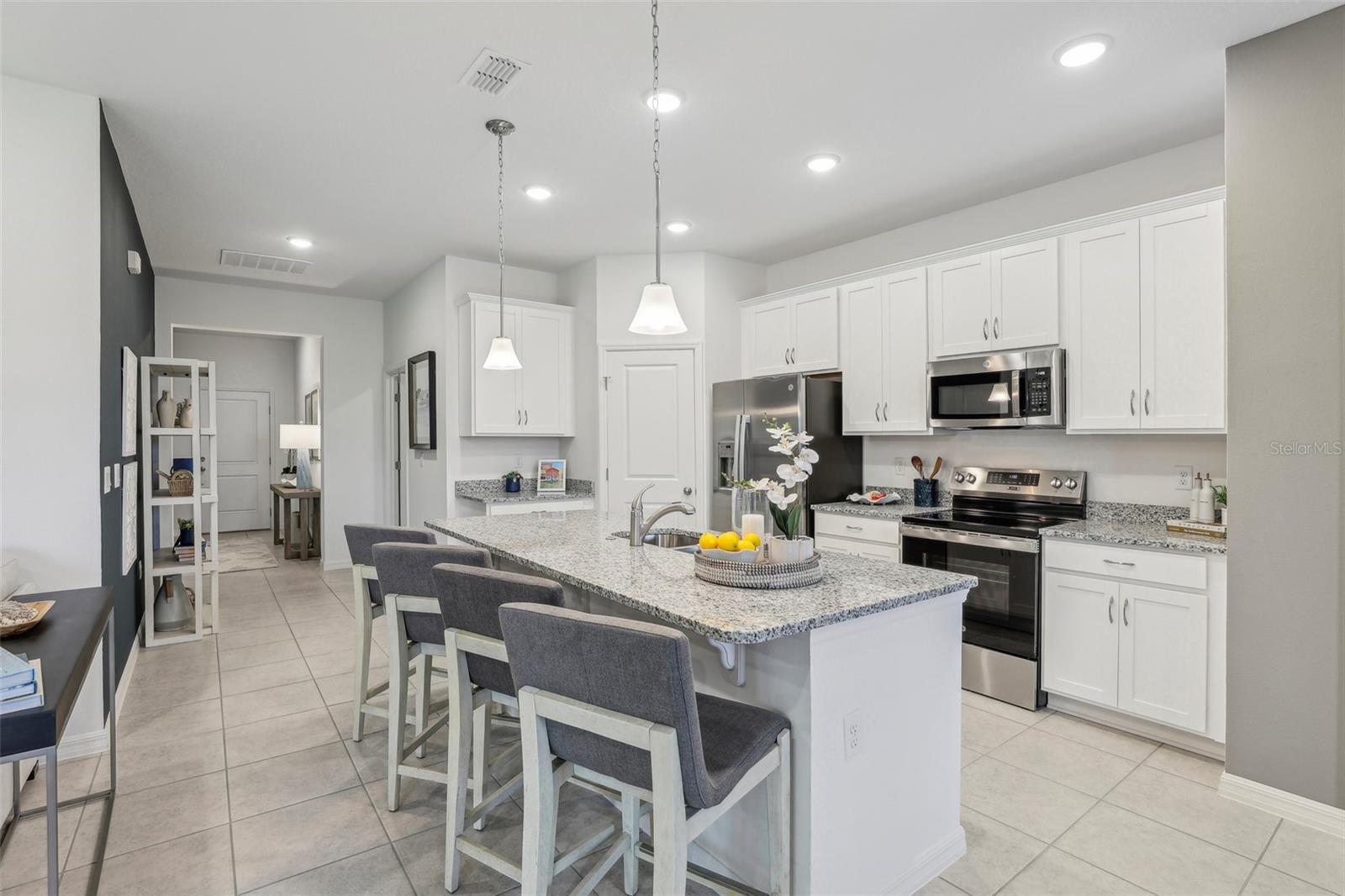 1239 BLUE DAZE LN, EUSTIS, FL, 32726