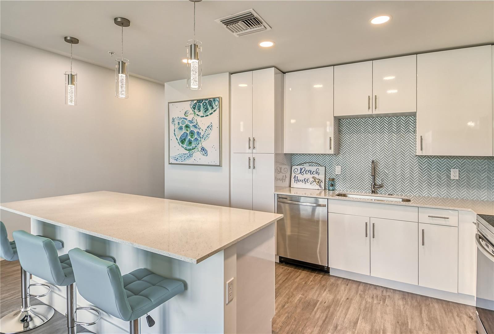 1709 N TAMIAMI TRL #221, SARASOTA, FL, 34234