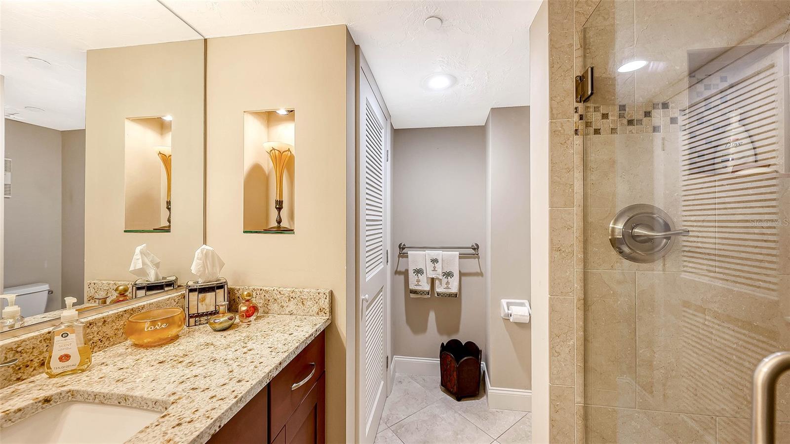 988 BLVD OF THE ARTS #1711, SARASOTA, FL, 34236