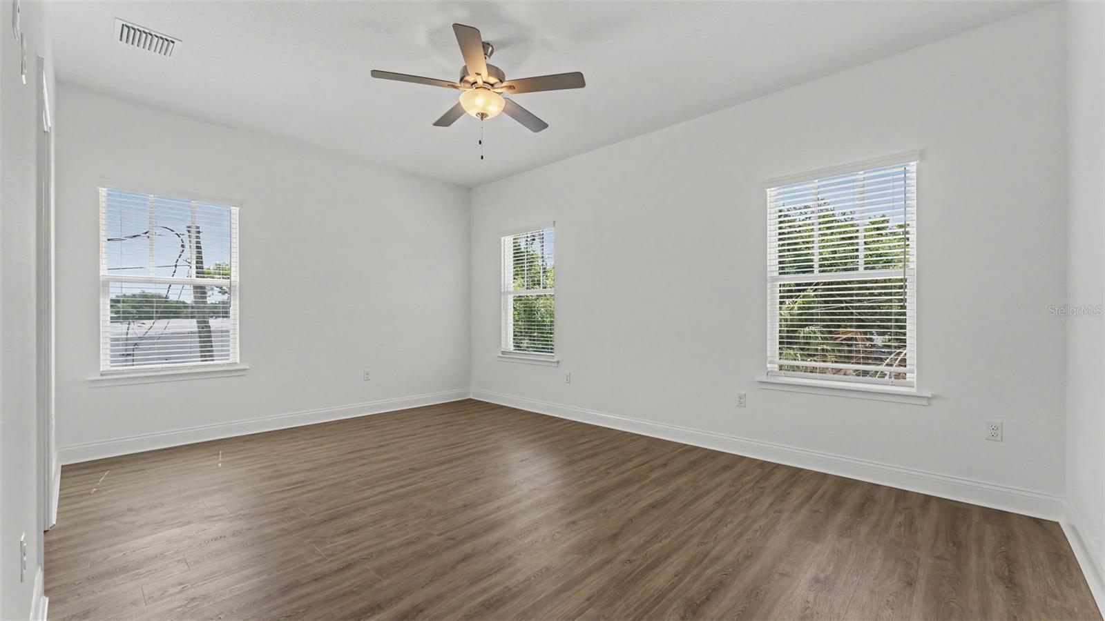 1031 E LIME ST, LAKELAND, FL, 33801