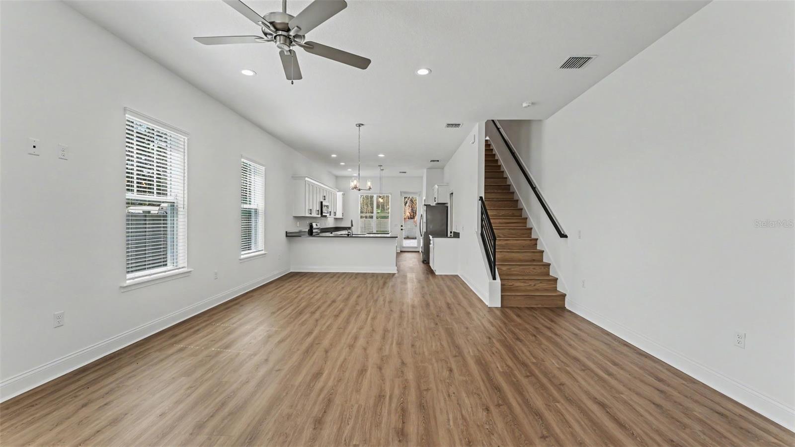 1031 E LIME ST, LAKELAND, FL, 33801