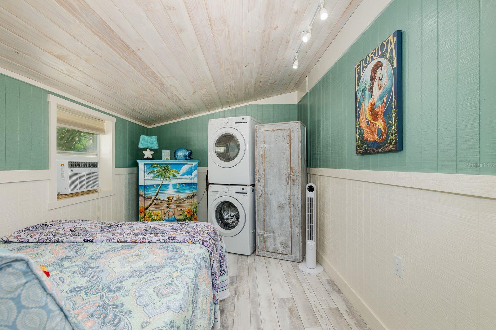 5473 DARLENE ST, WEEKI WACHEE, FL, 34607