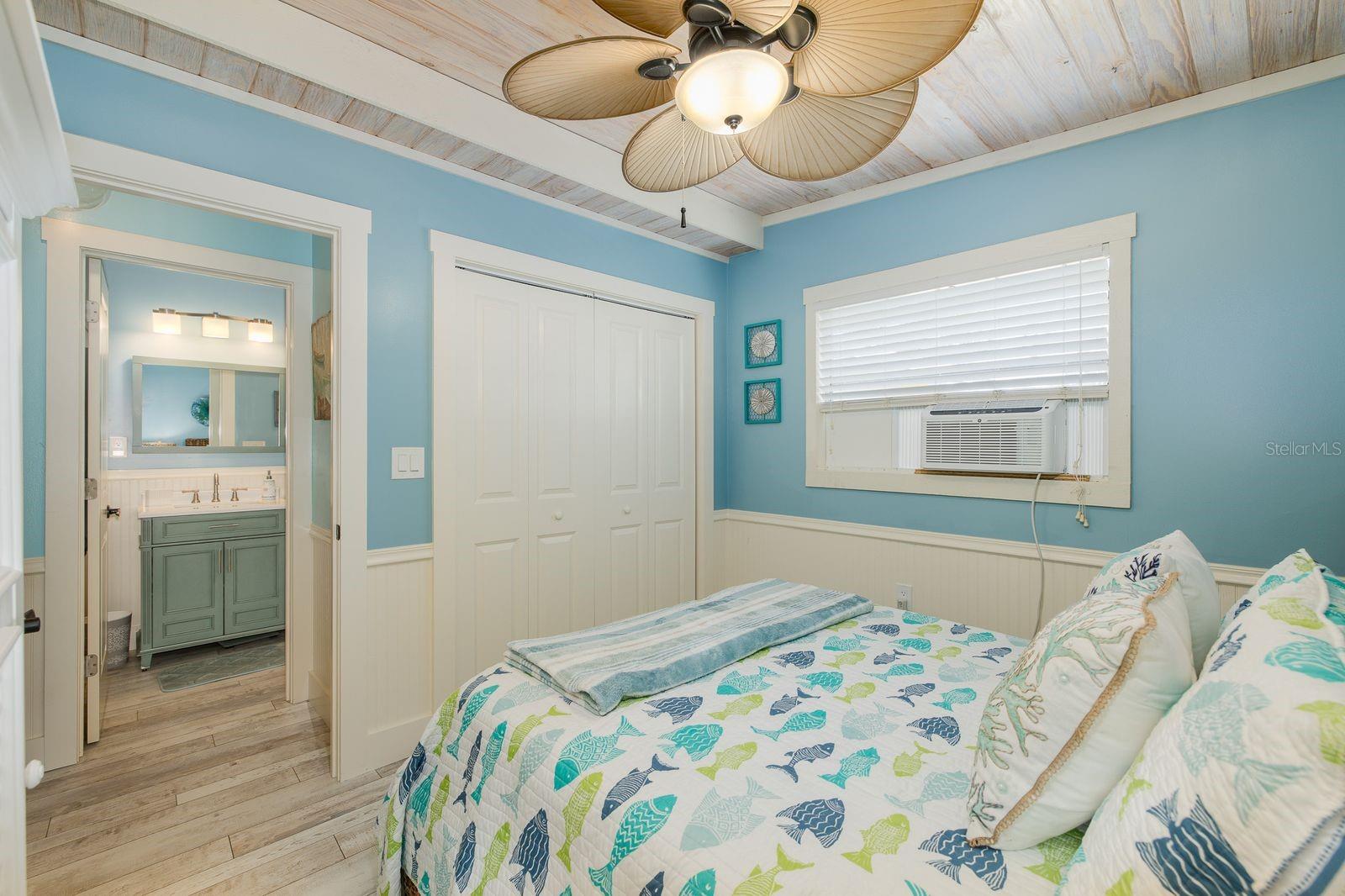 5473 DARLENE ST, WEEKI WACHEE, FL, 34607