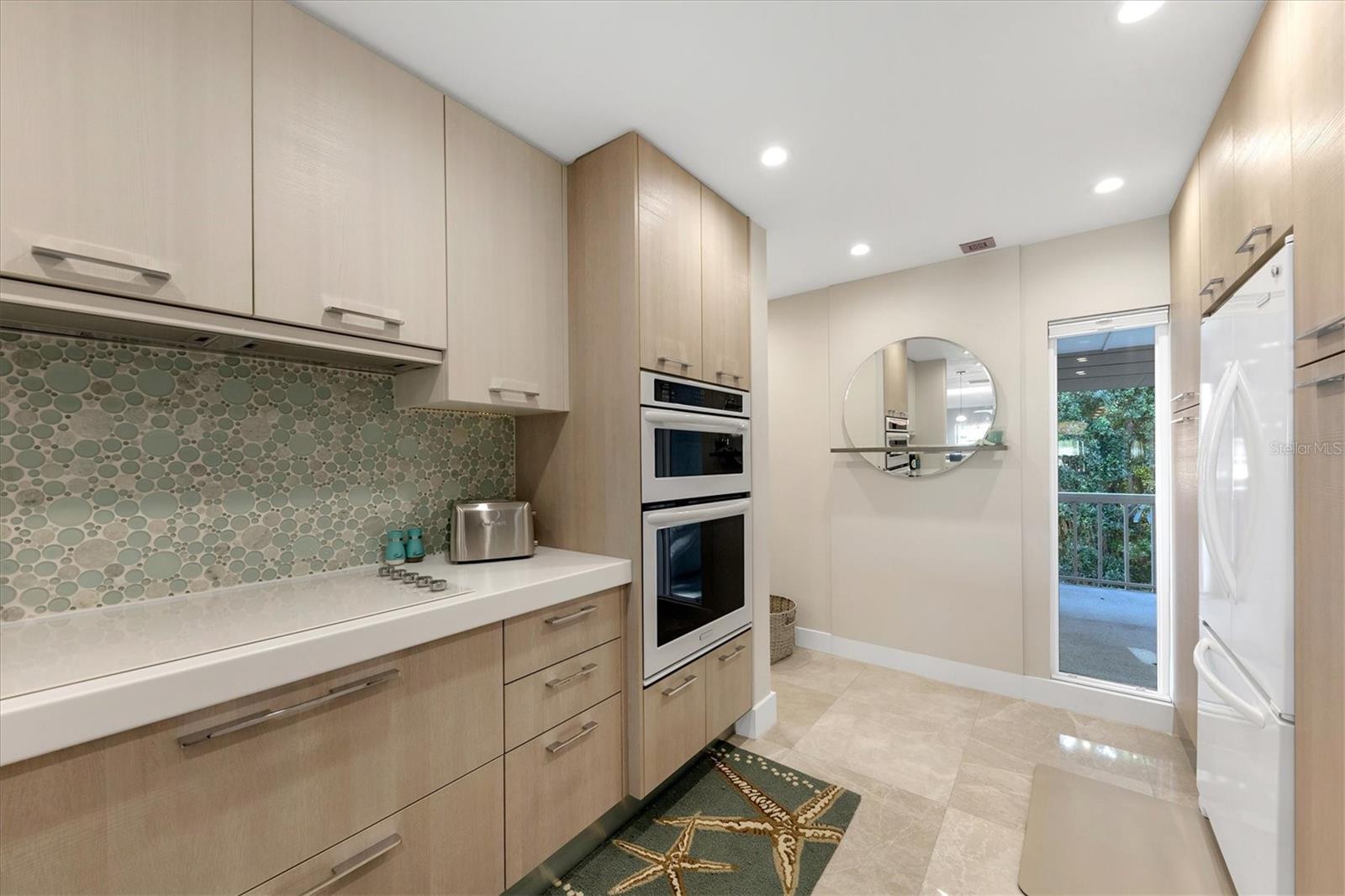 5757 GULF OF MEXICO DR #305, LONGBOAT KEY, FL, 34228