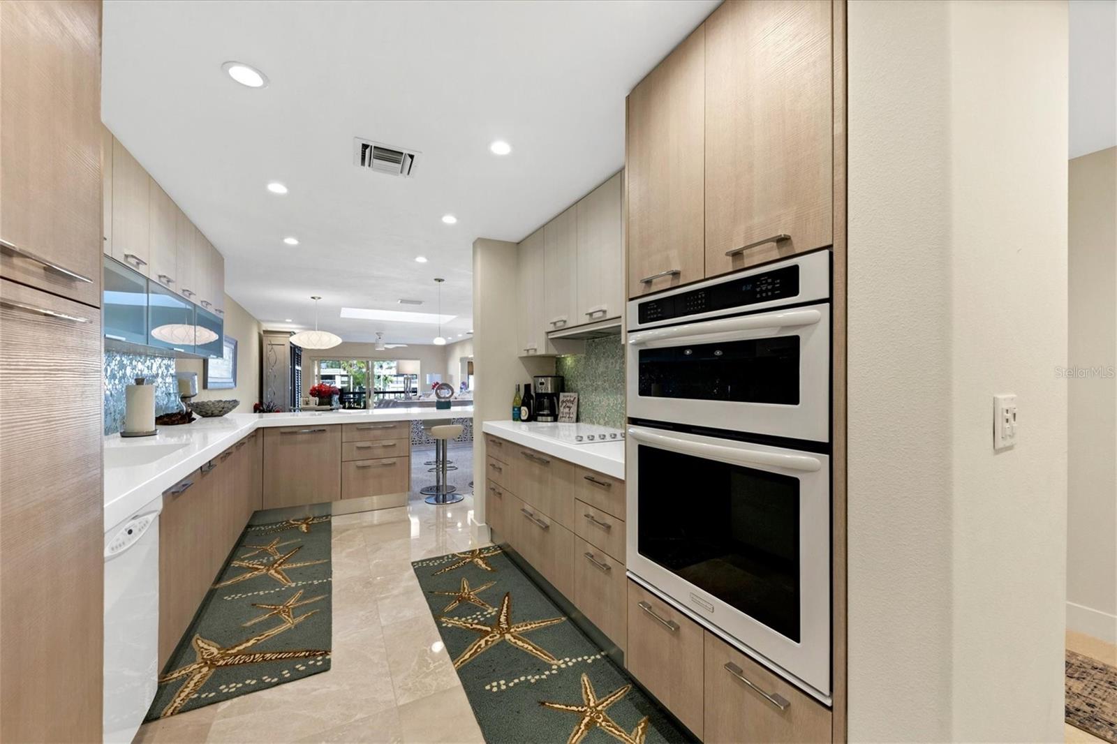 5757 GULF OF MEXICO DR #305, LONGBOAT KEY, FL, 34228