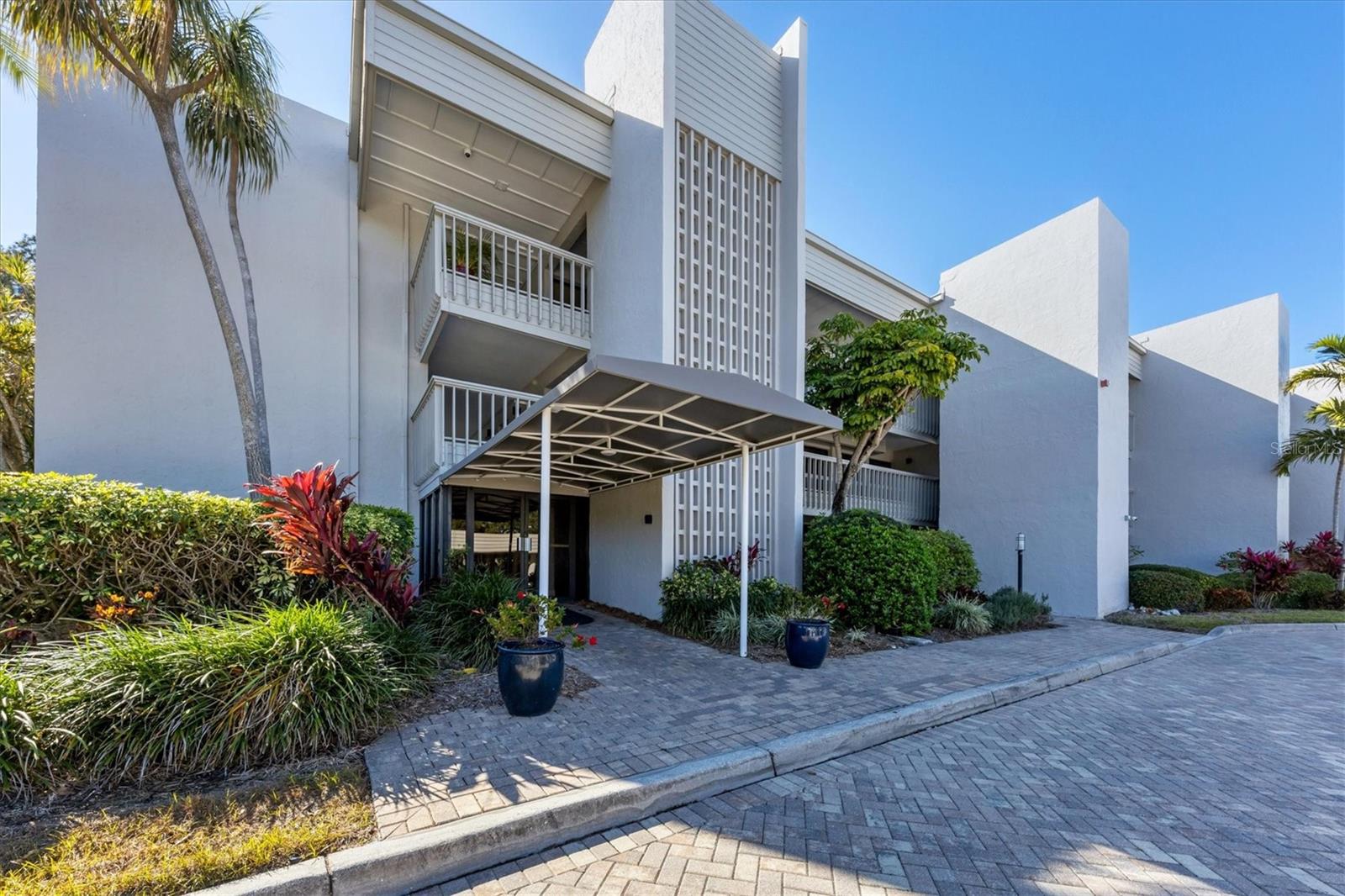 5757 GULF OF MEXICO DR #305, LONGBOAT KEY, FL, 34228