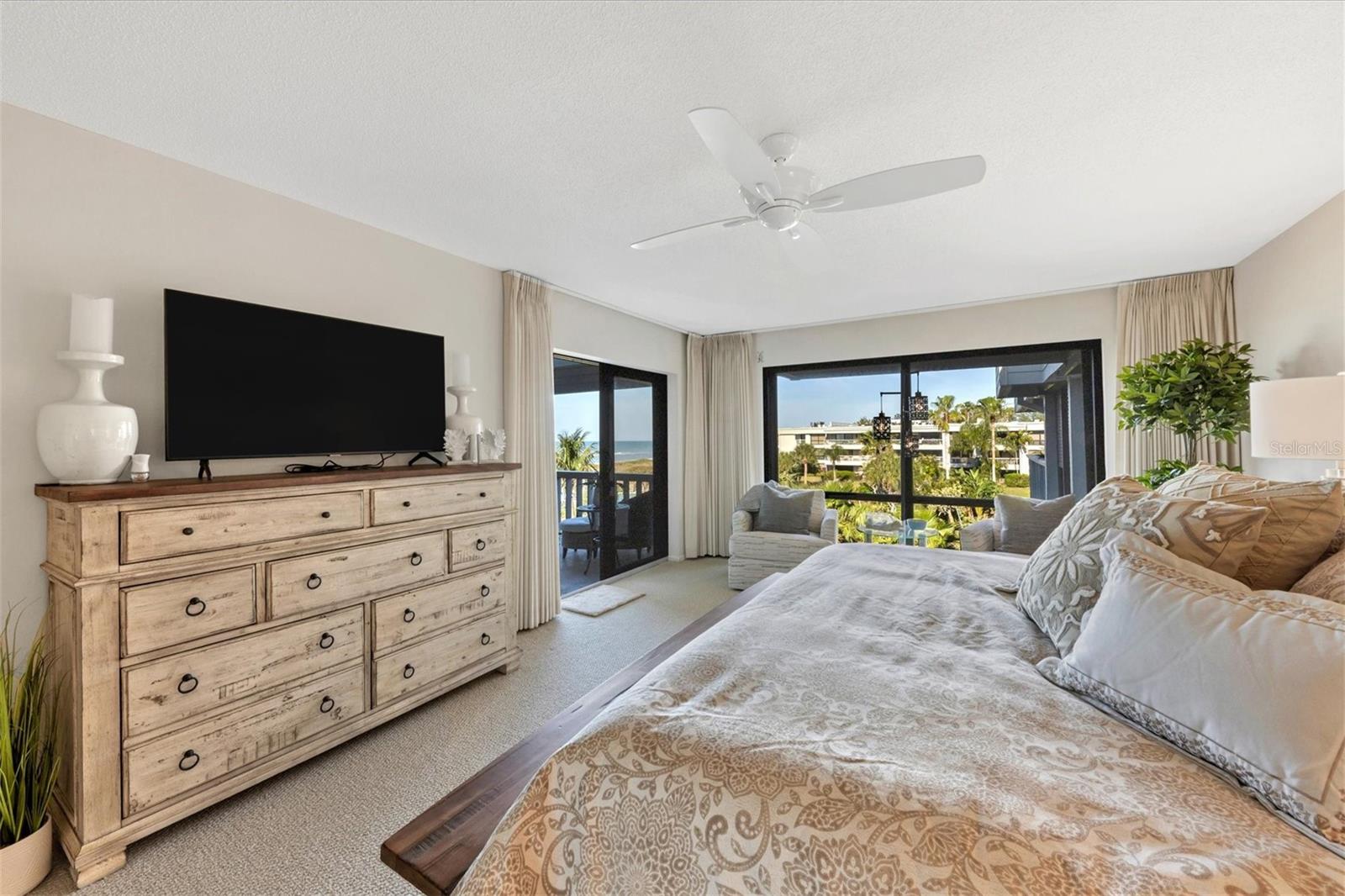 5757 GULF OF MEXICO DR #305, LONGBOAT KEY, FL, 34228