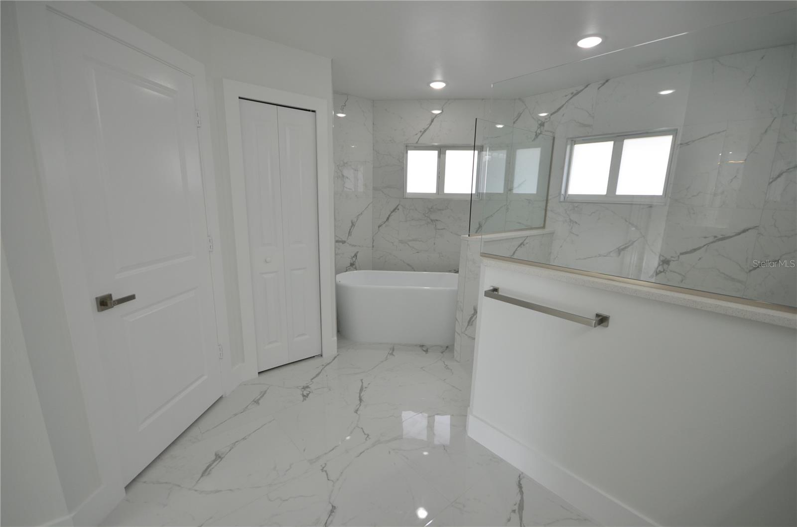 1132 EDELWEISS ST E, LEHIGH ACRES, FL, 33974