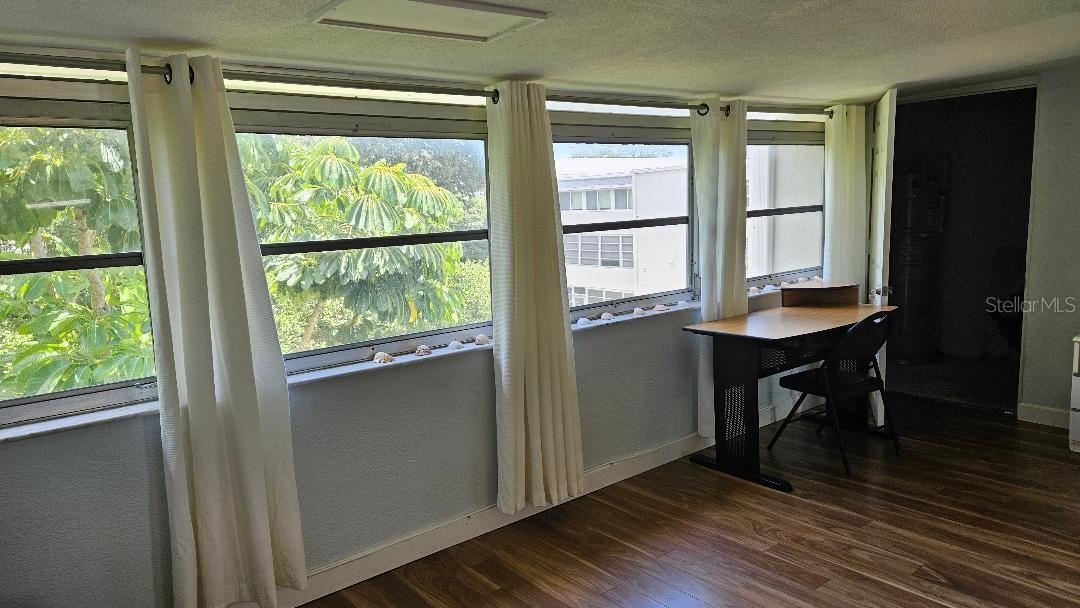 9950 47TH AVE N #303, ST PETERSBURG, FL, 33708