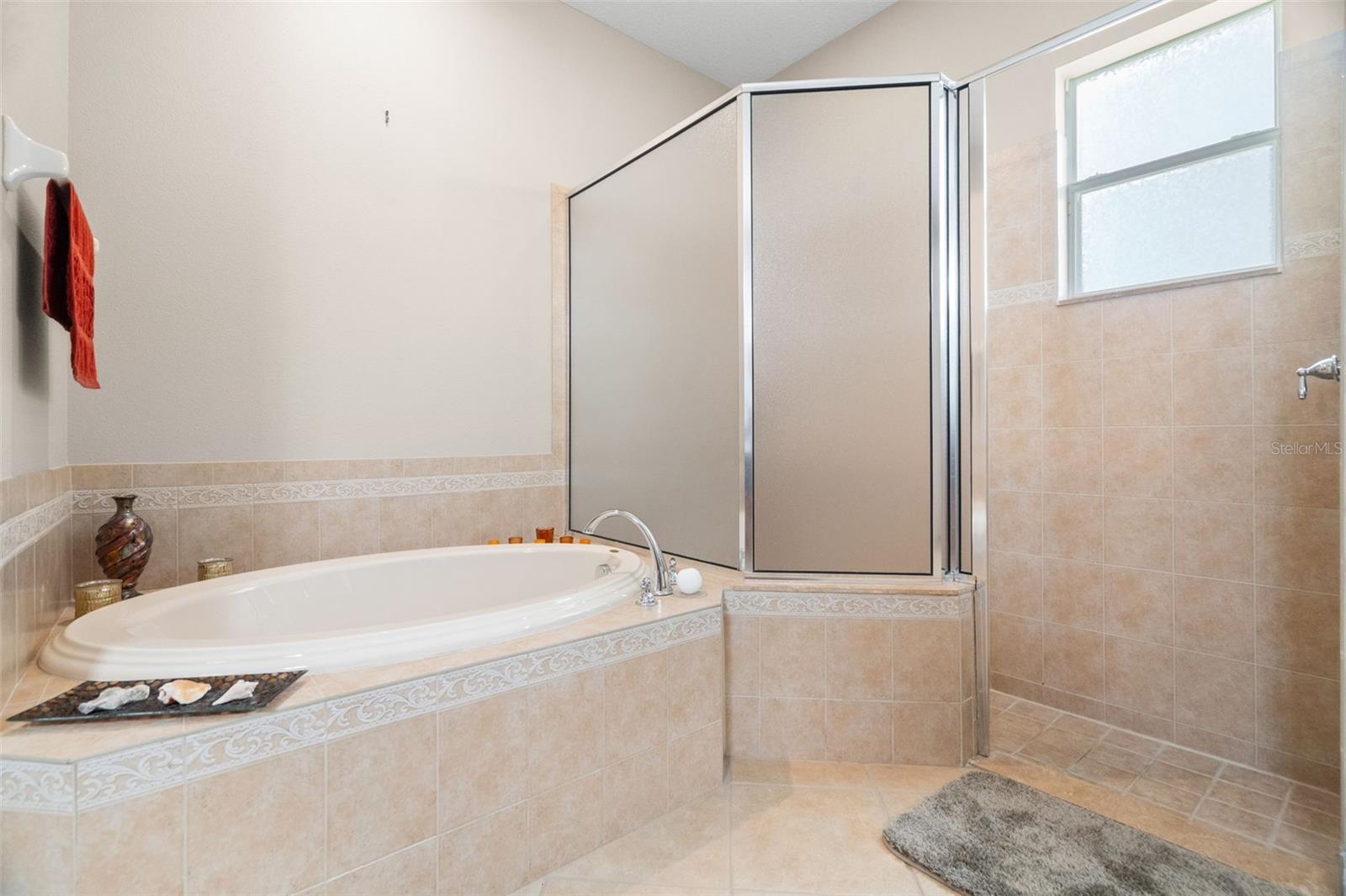 3011 MARBLE CREST DR, LAND O LAKES, FL, 34638