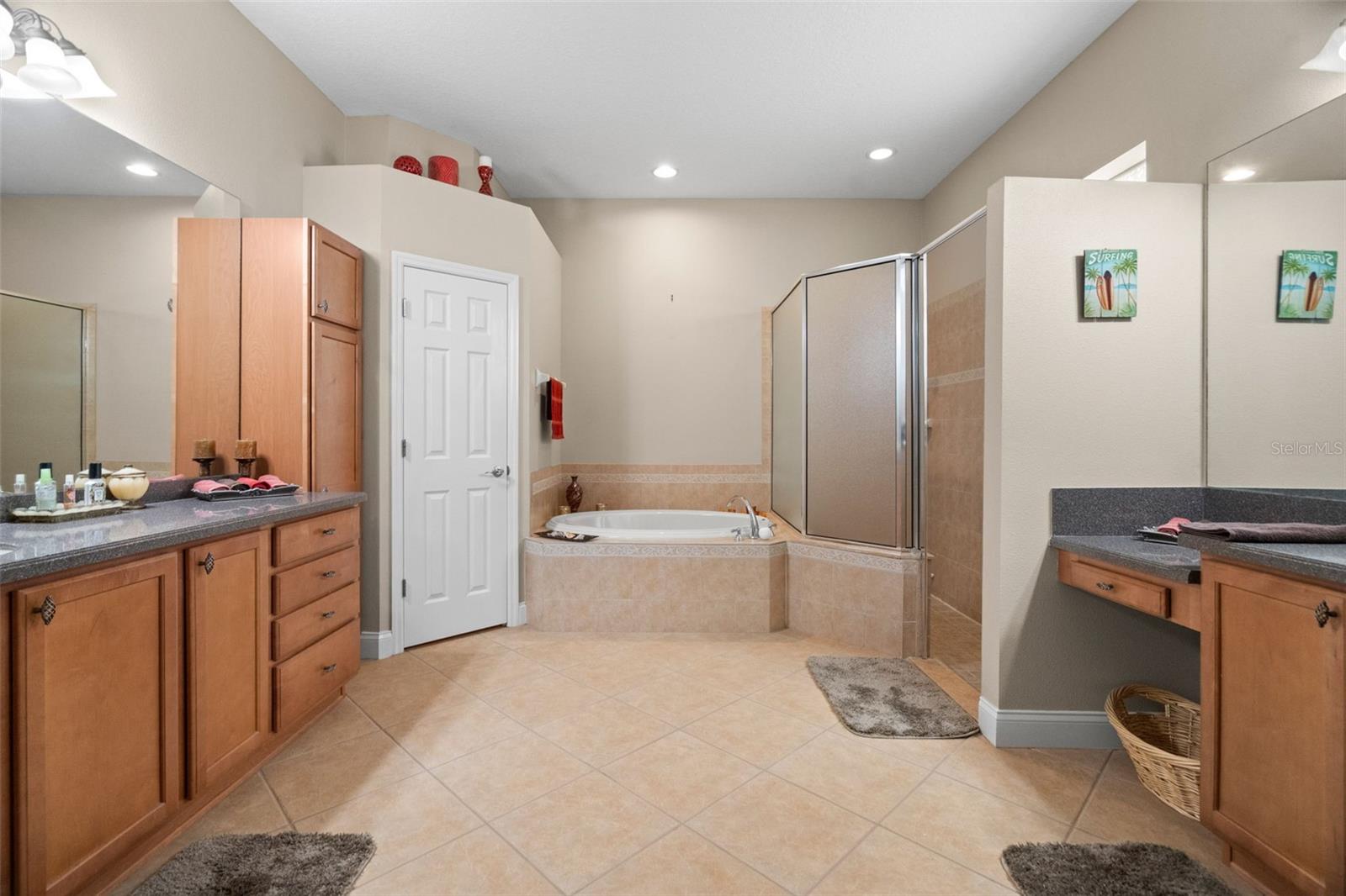 3011 MARBLE CREST DR, LAND O LAKES, FL, 34638