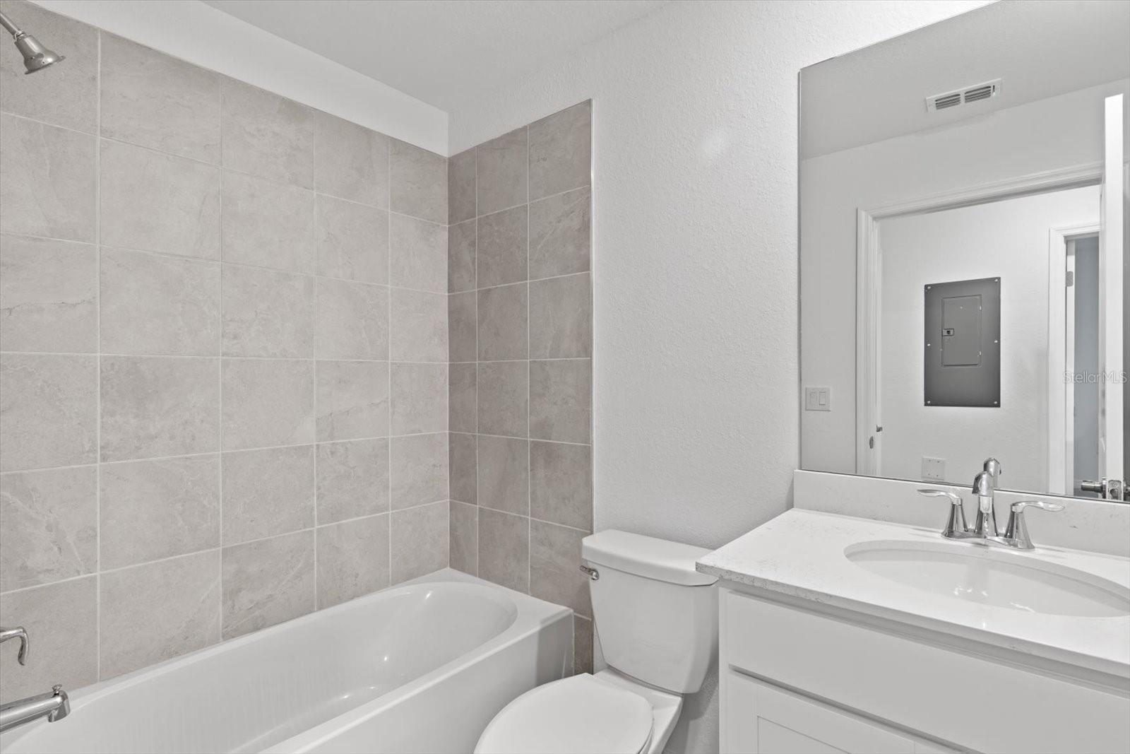 12440 WELLEN GOLF ST #104, VENICE, FL, 34293