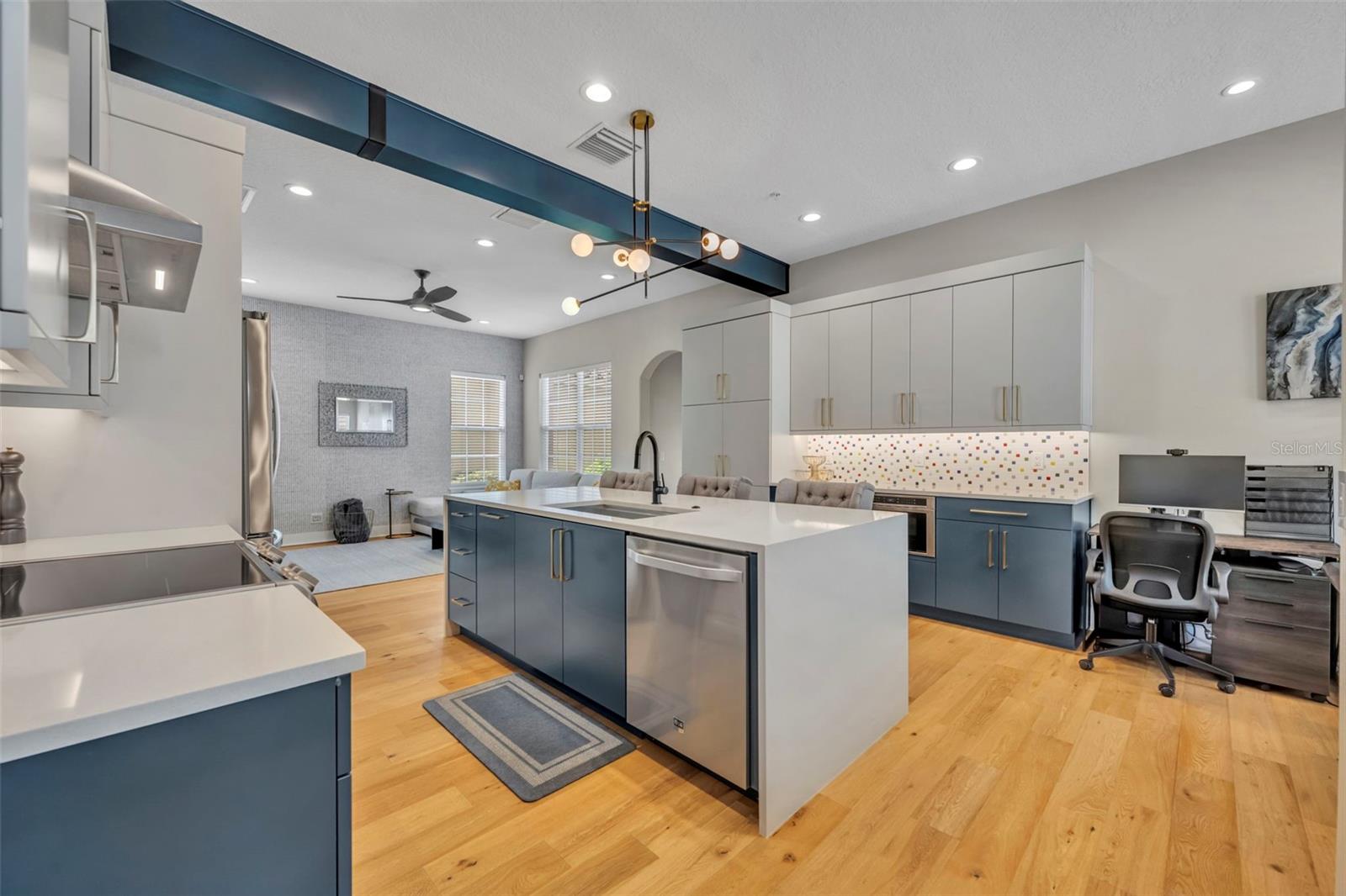 2074 SHAW LN, ORLANDO, FL, 32814
