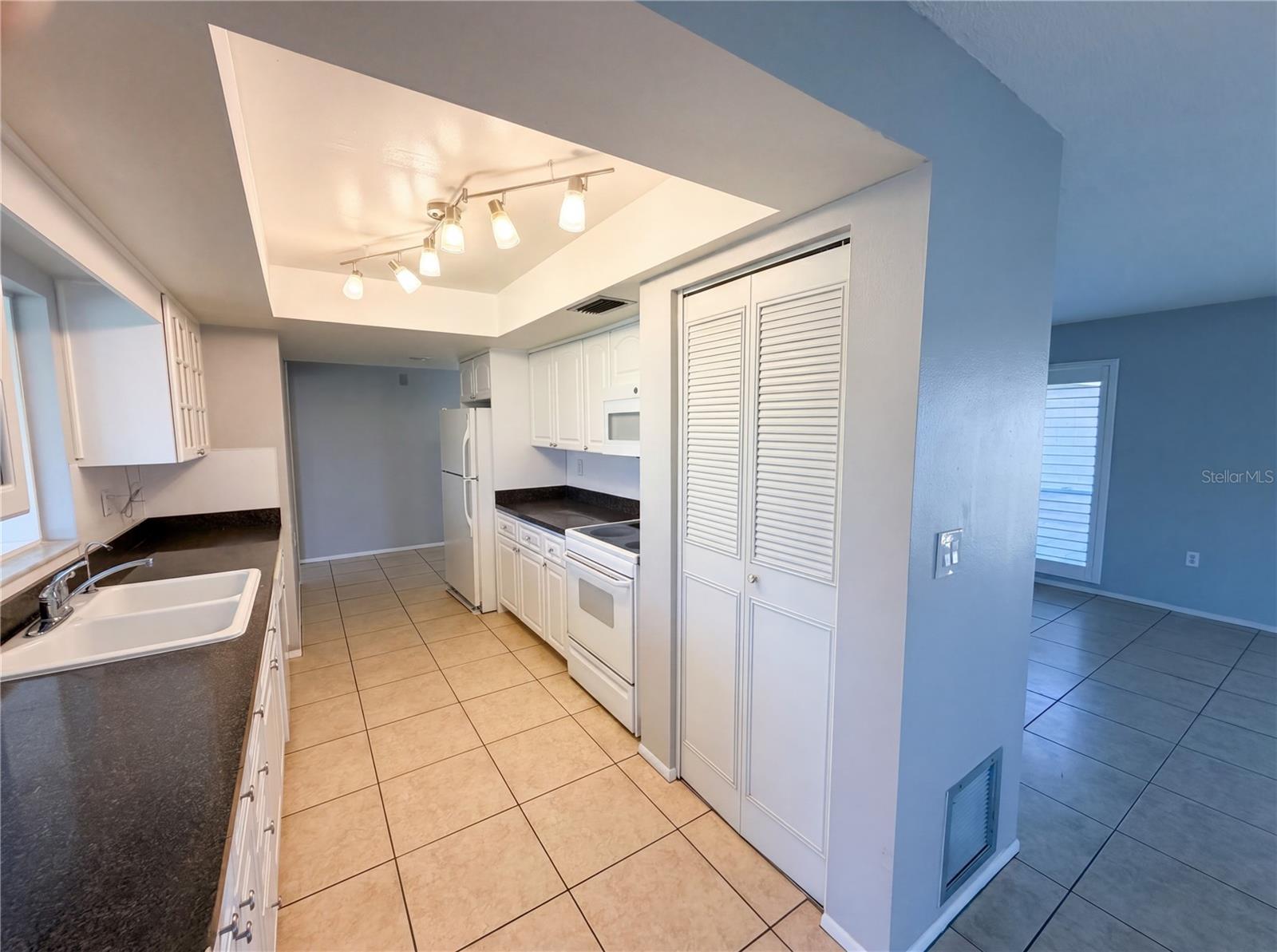 4561 GREAT LAKES DR S, CLEARWATER, FL, 33762