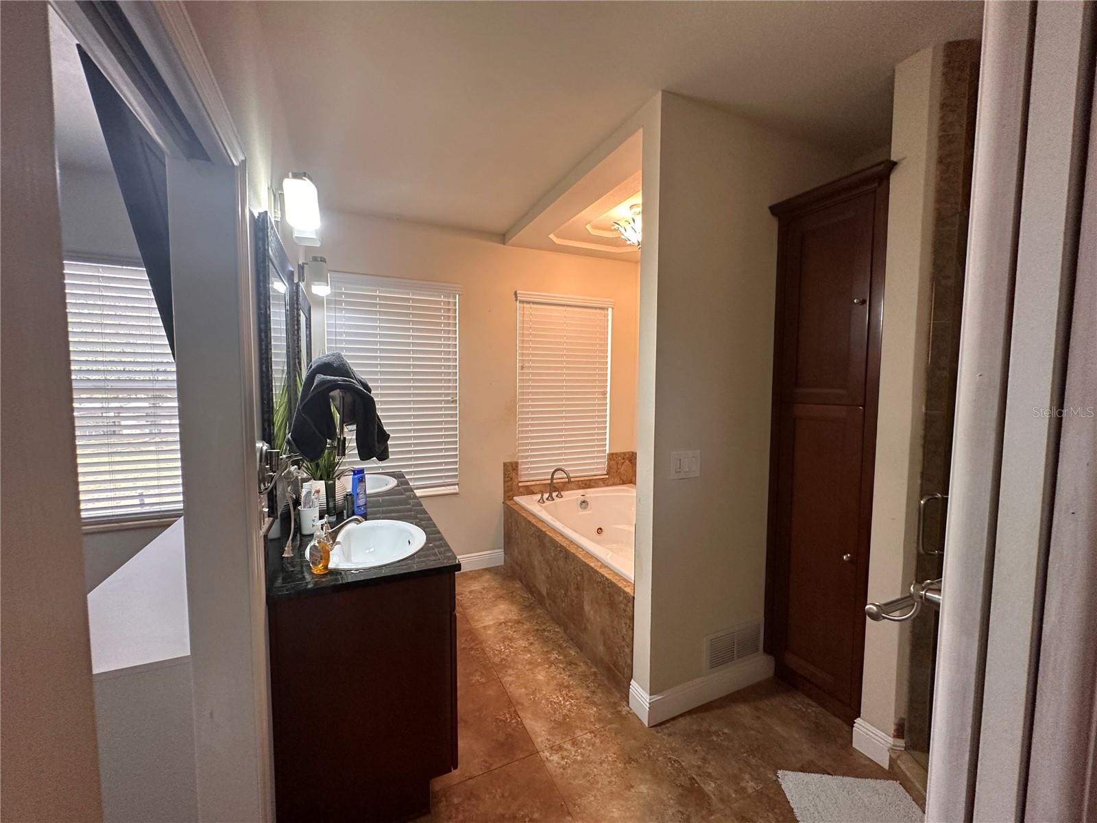 5657 OCEANIC RD, HOLIDAY, FL, 34690