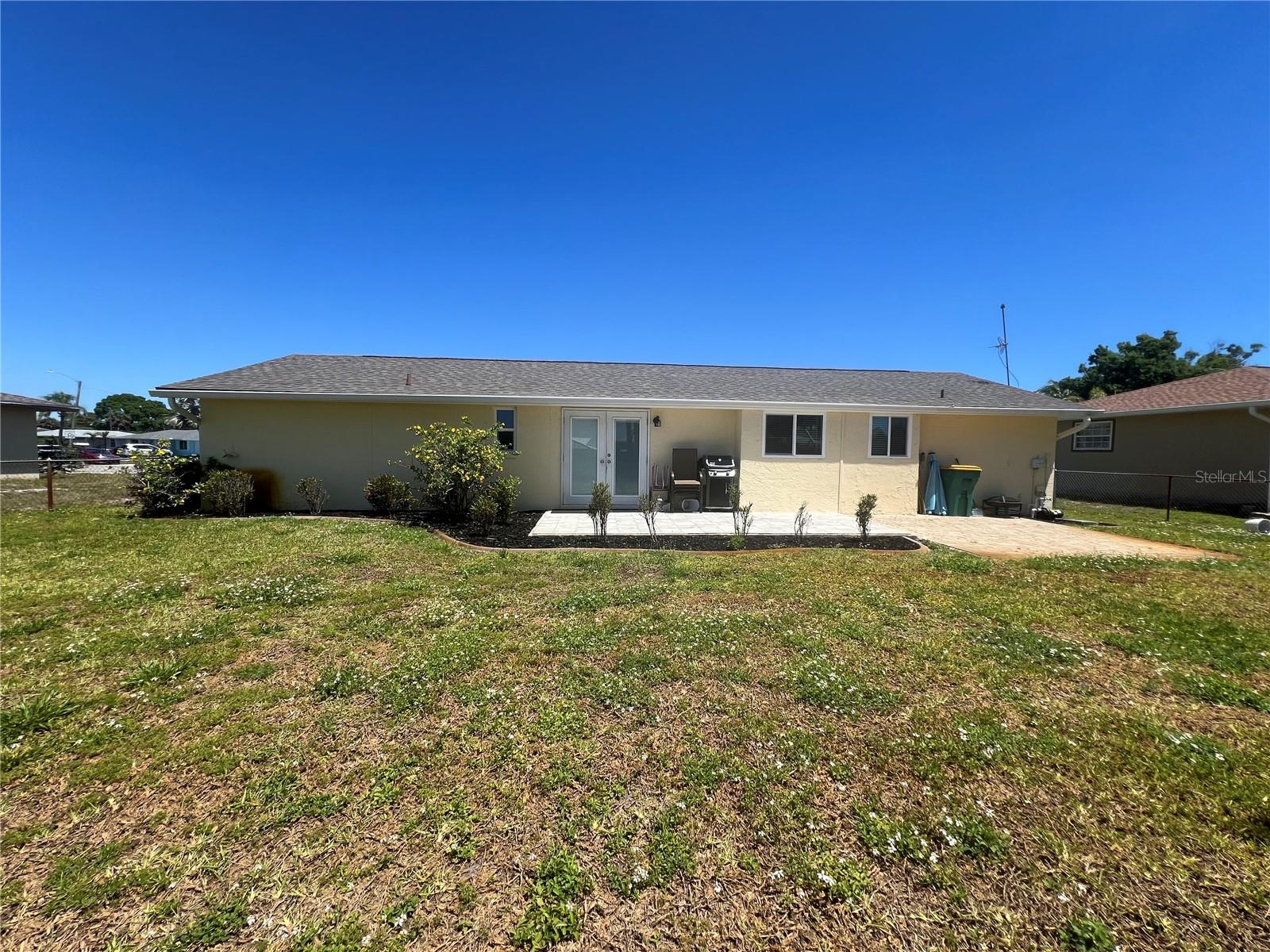 650 HARTFORD DR NW, PORT CHARLOTTE, FL, 33952